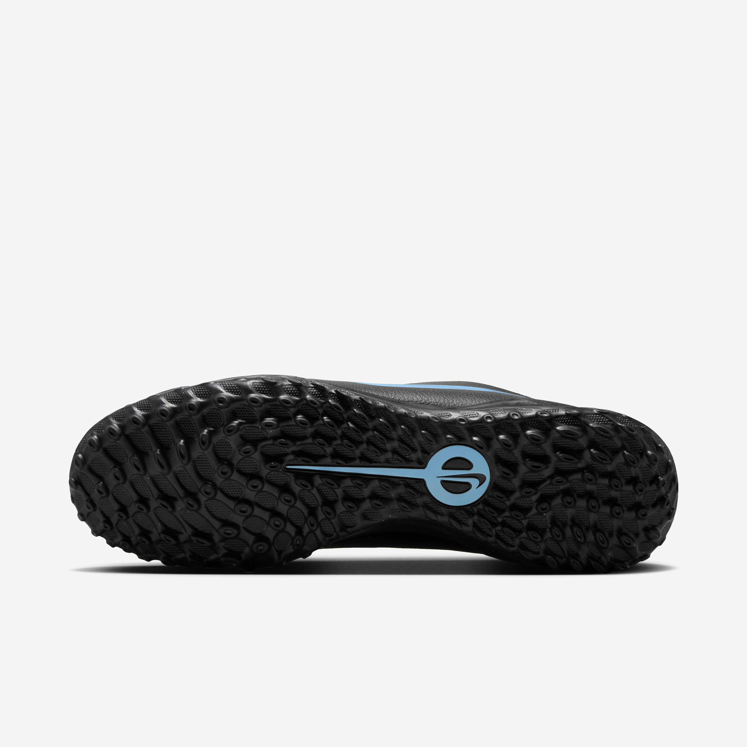 Nike Tiempo Legend 10 Club image number 1