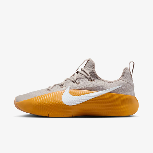 LeBron TR 1