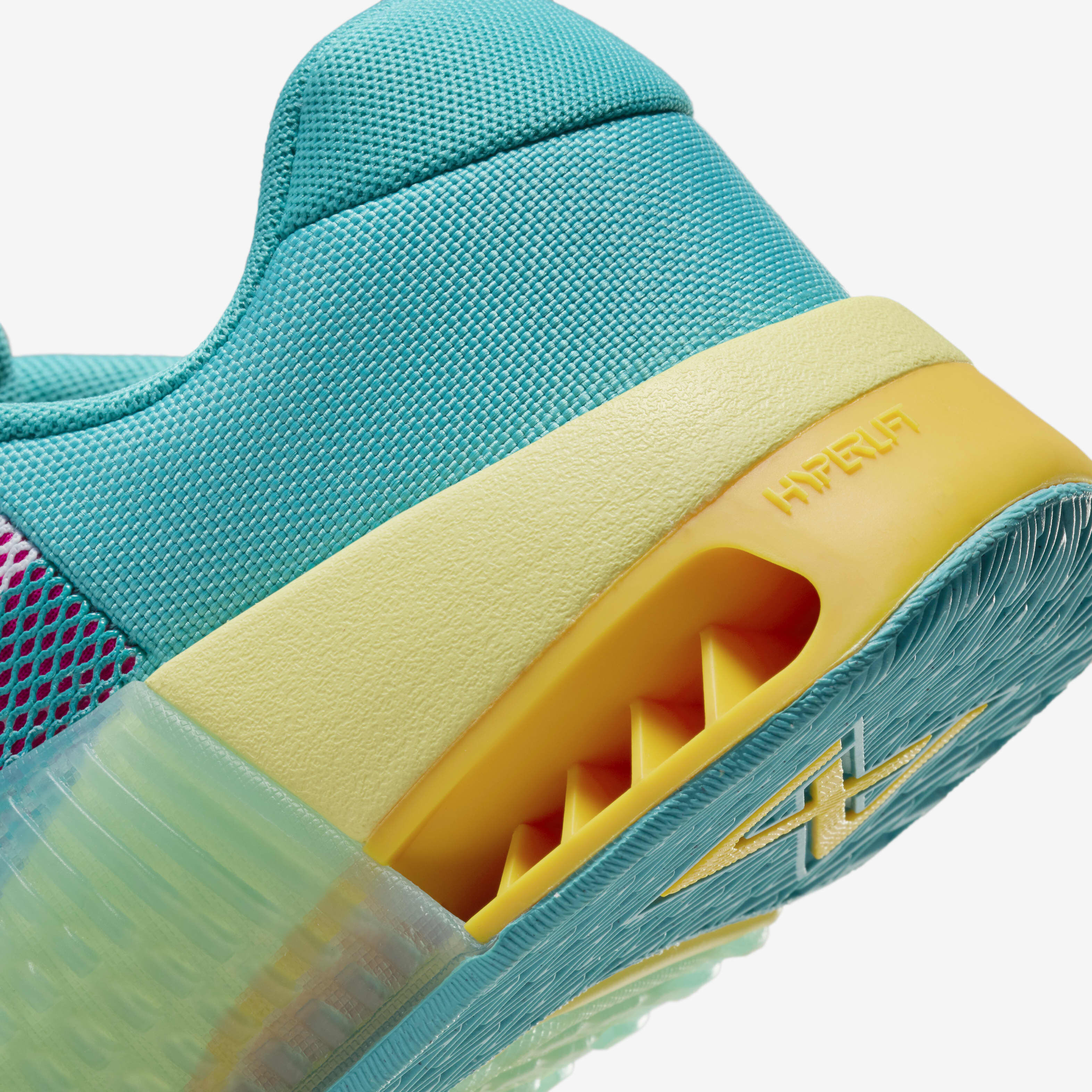 Nike metcon multicolor shop