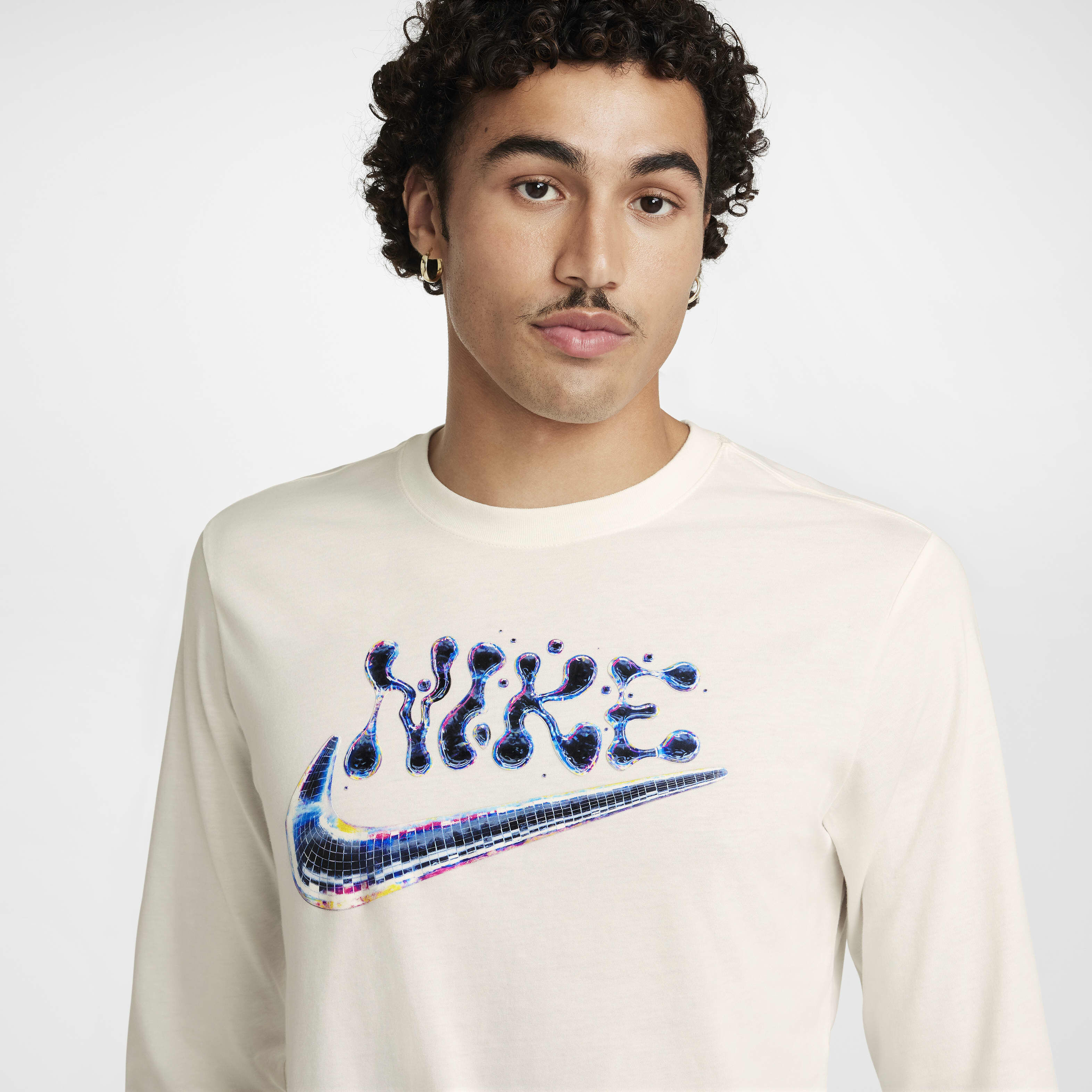 Nike Sportswear Club image number 2