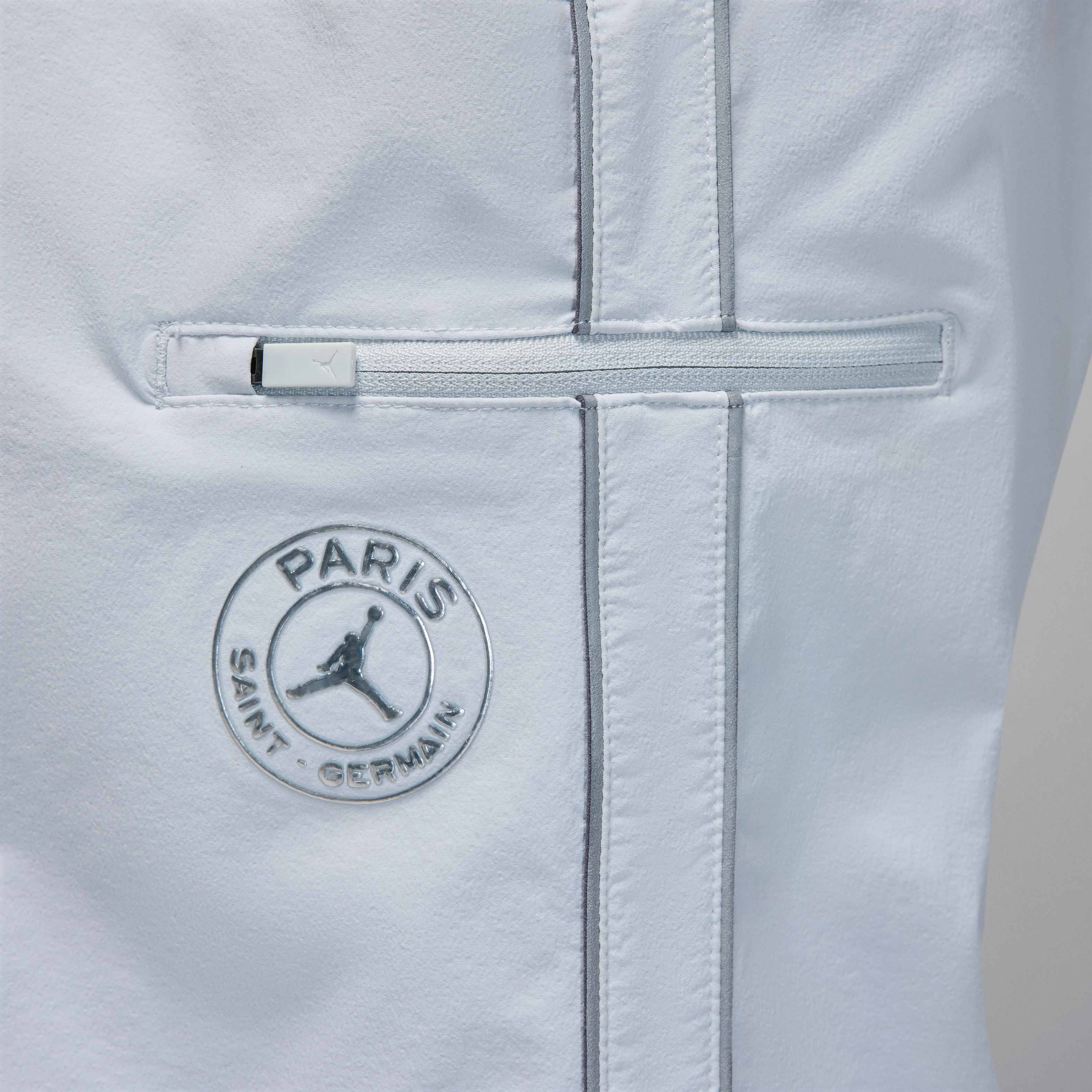 Paris Saint-Germain image number 3