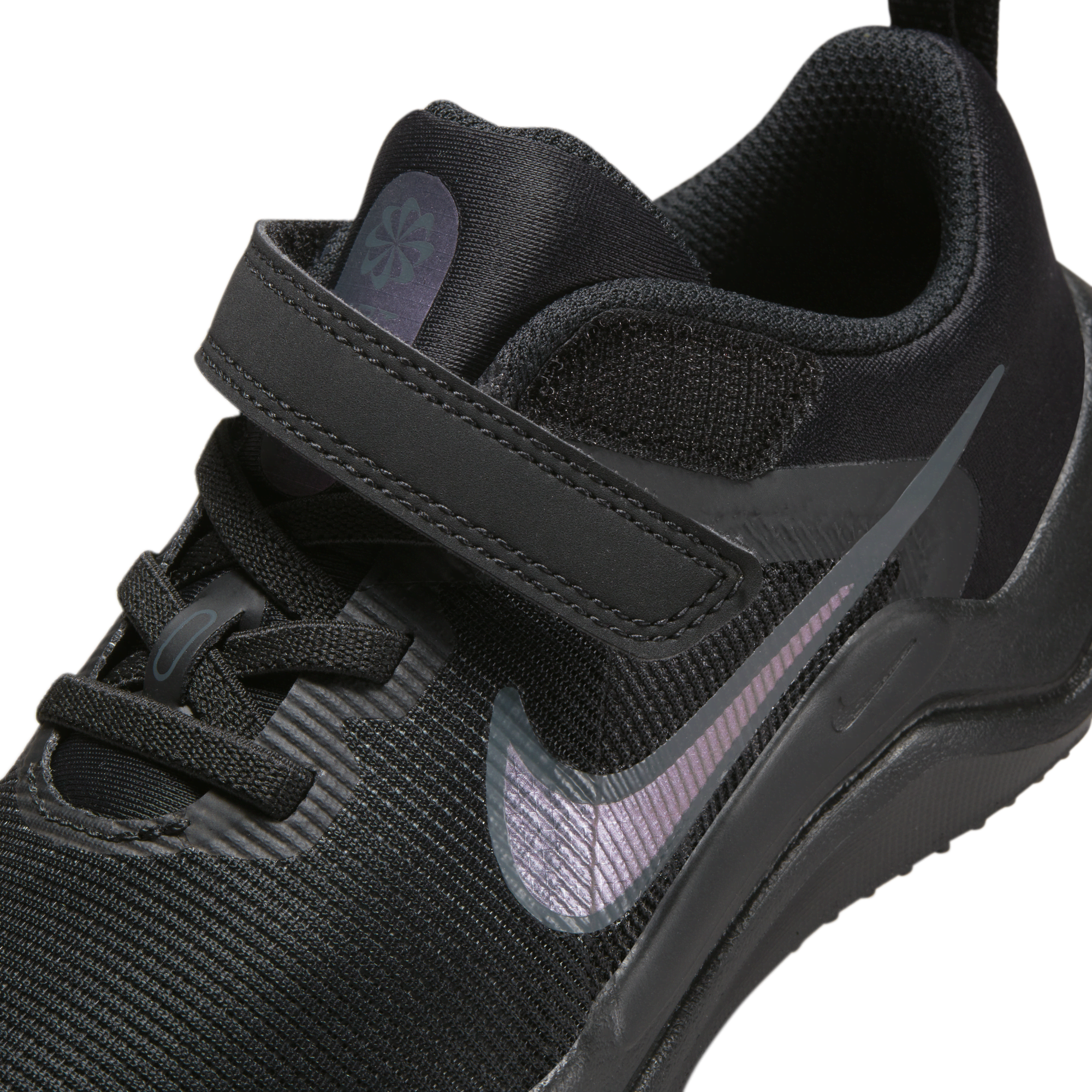 Ar4138 nike on sale