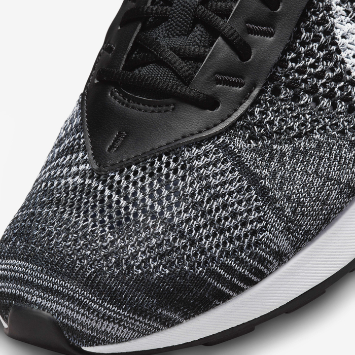Nike Air Max Flyknit Racer image number 7 Nike Air Max Flyknit Racer image number 7