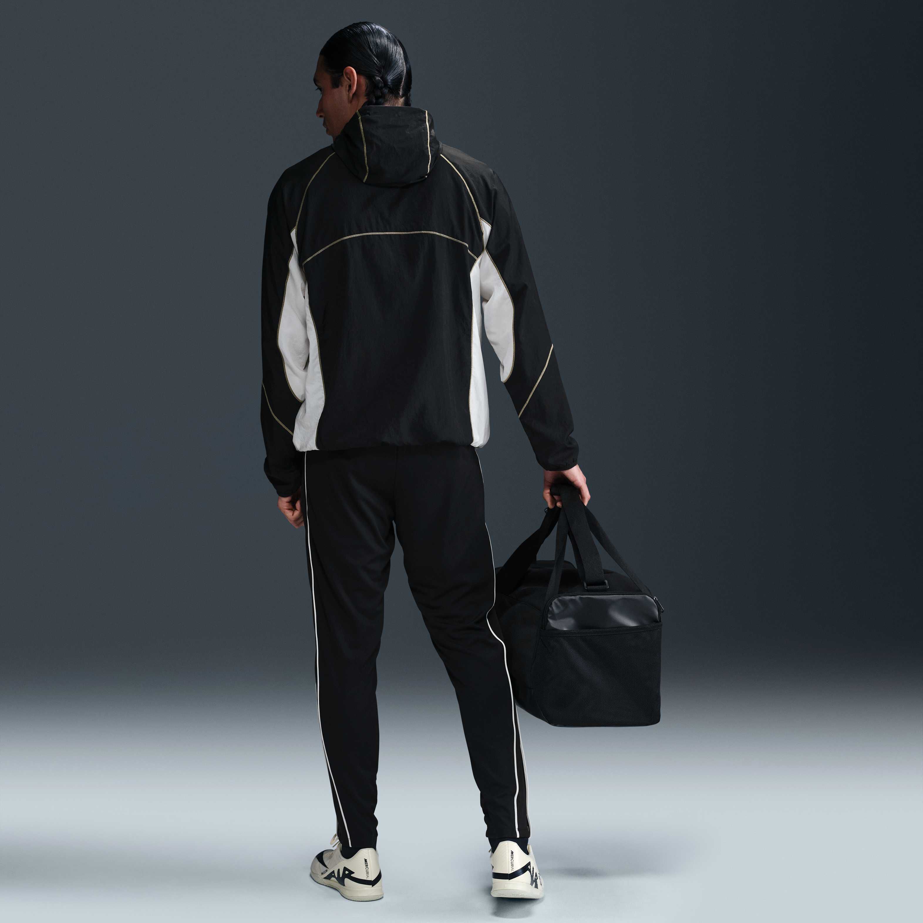 Nike Academy+ image number 3