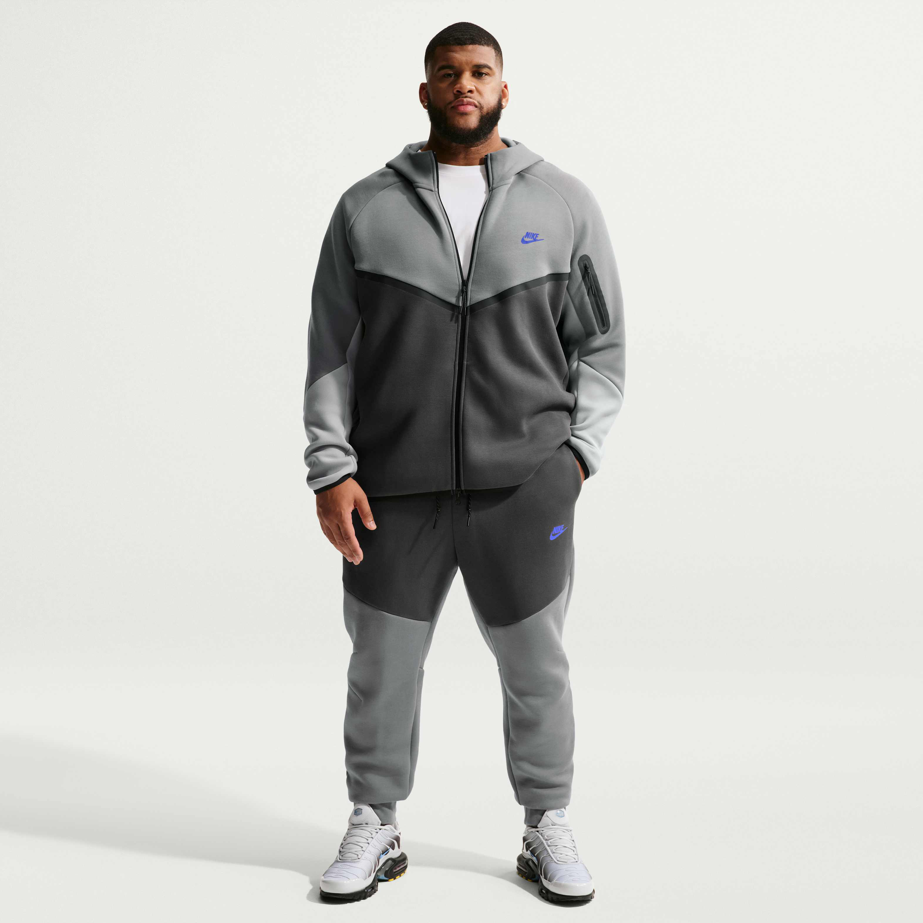 Nike Tech image number 5