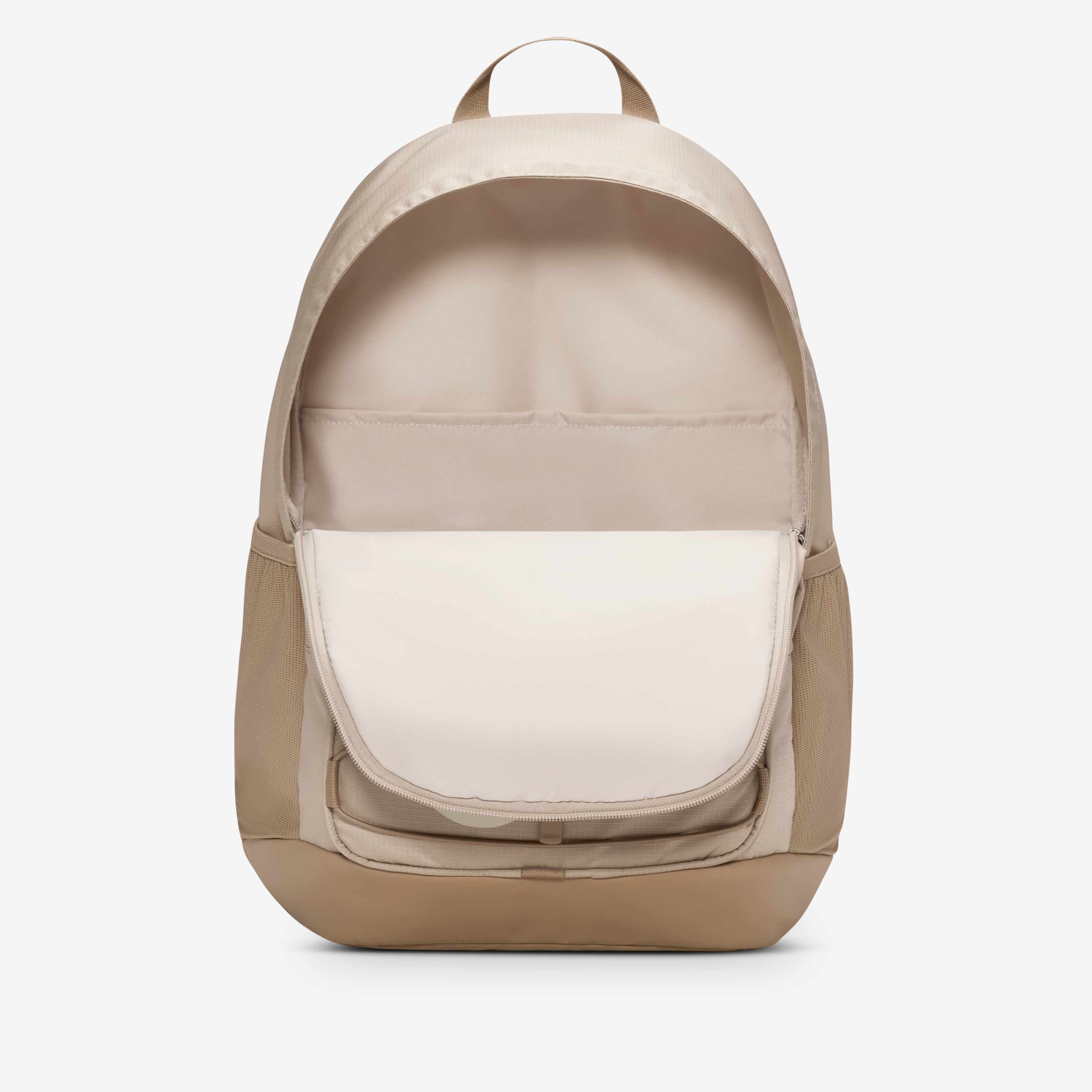 نايكي هايوارد image number 3