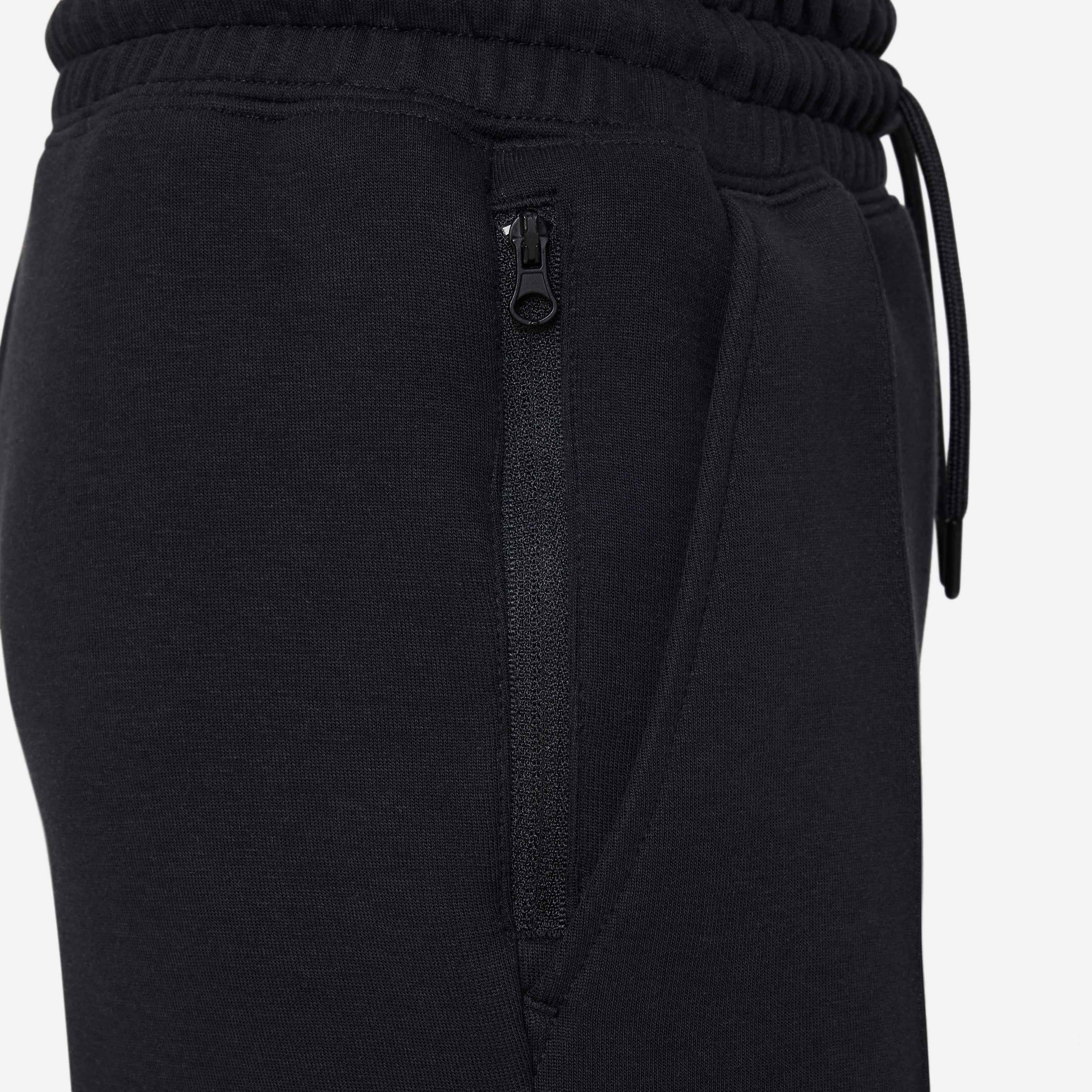 Nike Sportswear Tech Fleece image number 4