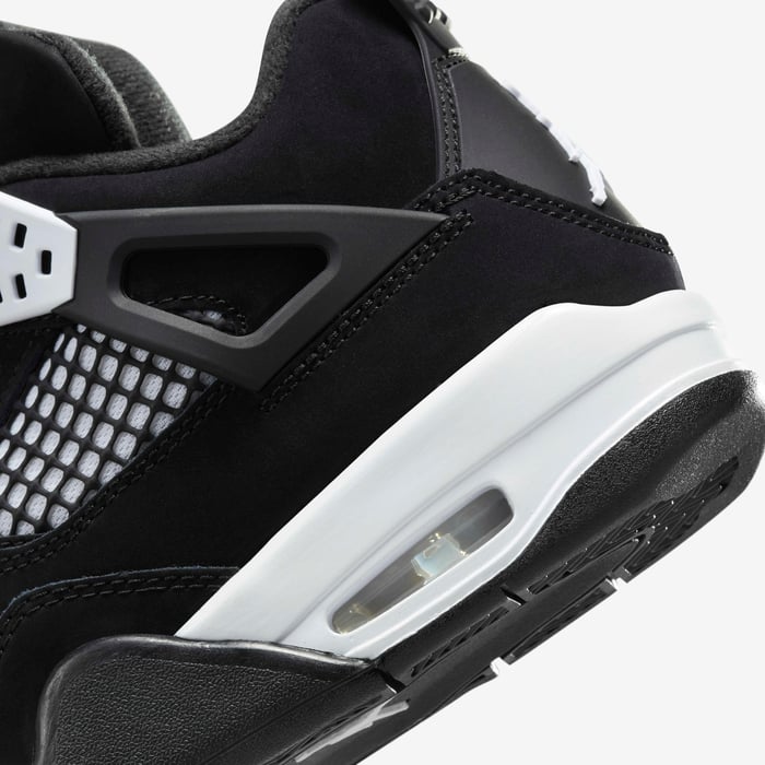 Air Jordan 4 Retro 'White Thunder' image number 7 Air Jordan 4 Retro 'White Thunder' image number 7