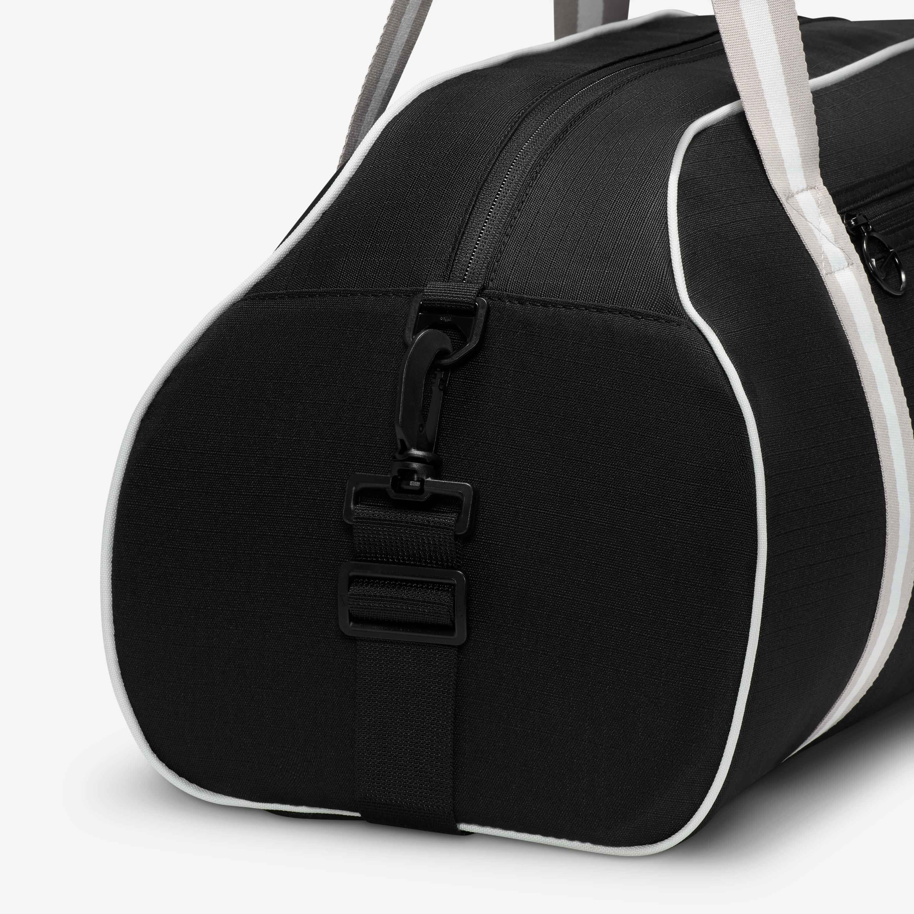 نايكي جيم كلوب image number 7