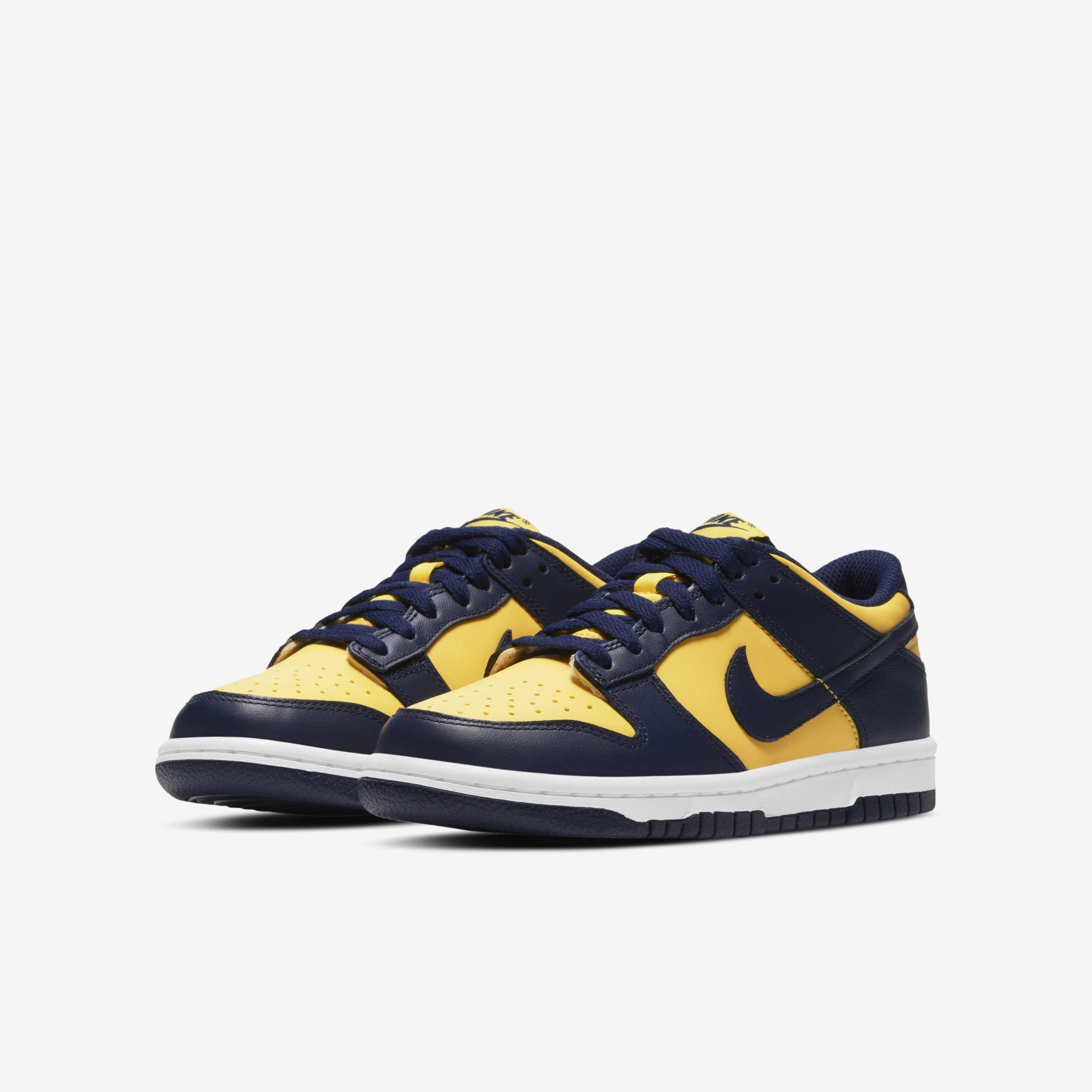 Nike Dunk Low image number 4