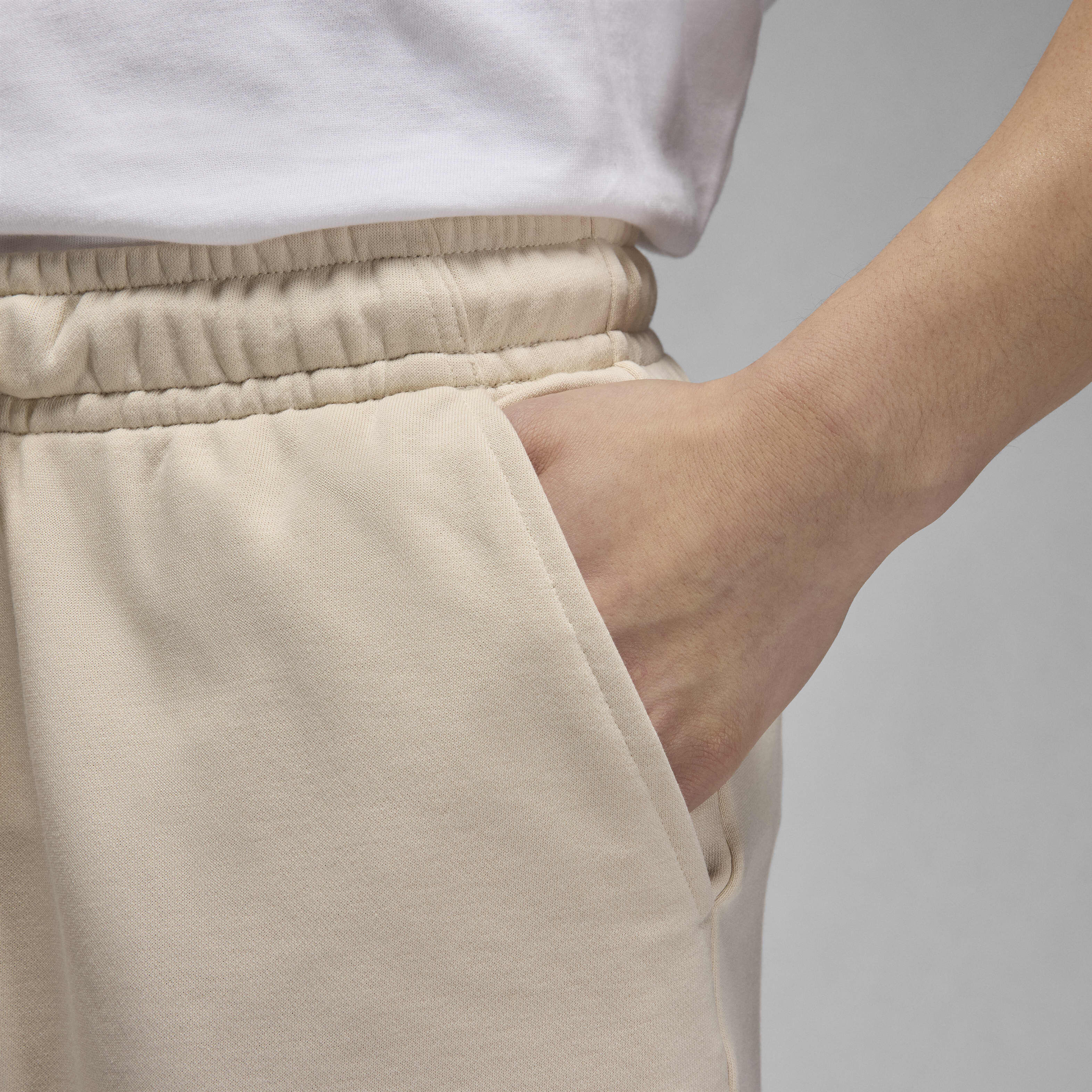 Jordan Essentials image number 3