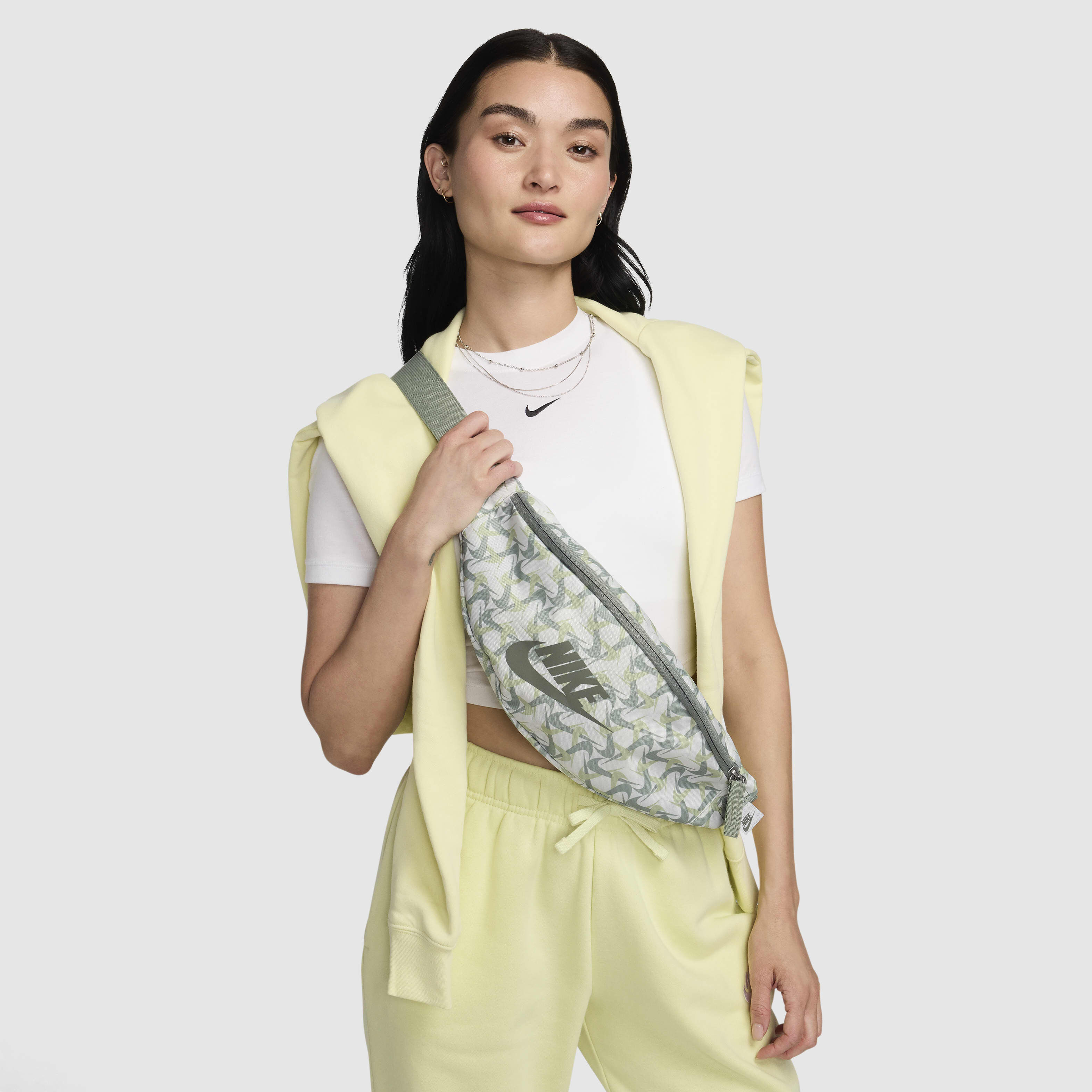 Buy Nike Heritage Cross body Bag 3L Nike Saudi Official