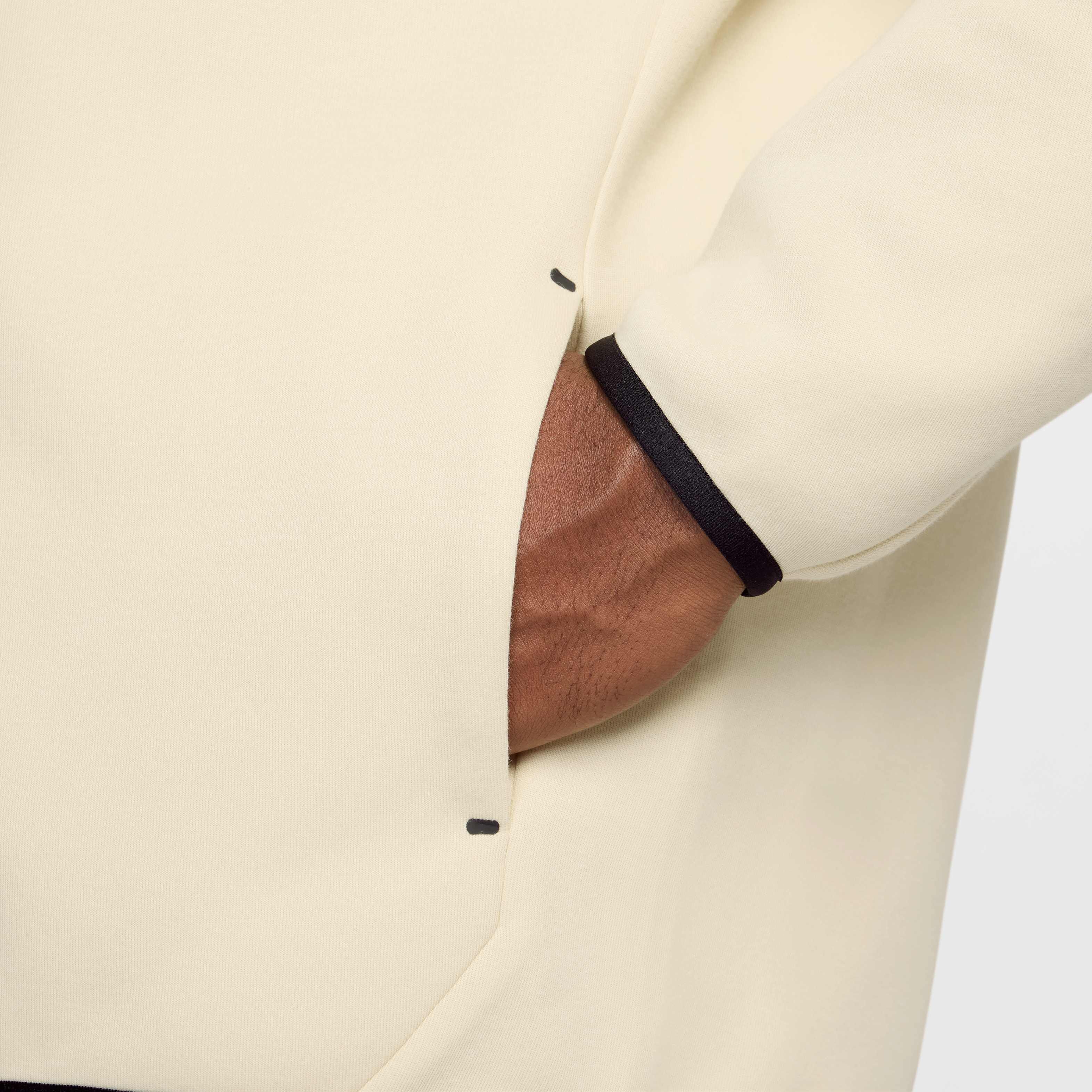 Nike Tech image number 17