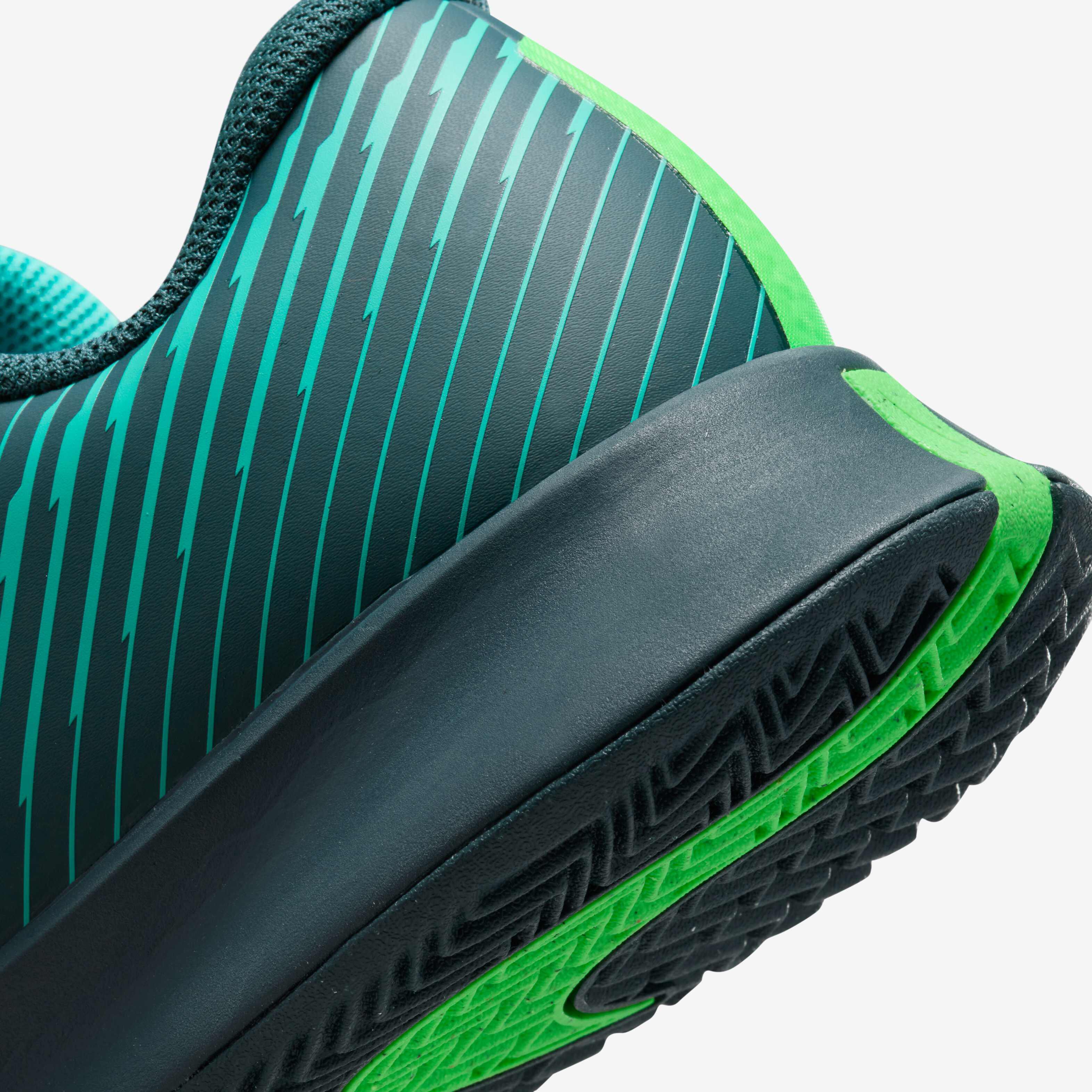 نايكي كورت اير زووم فيبر برو 2 image number 7