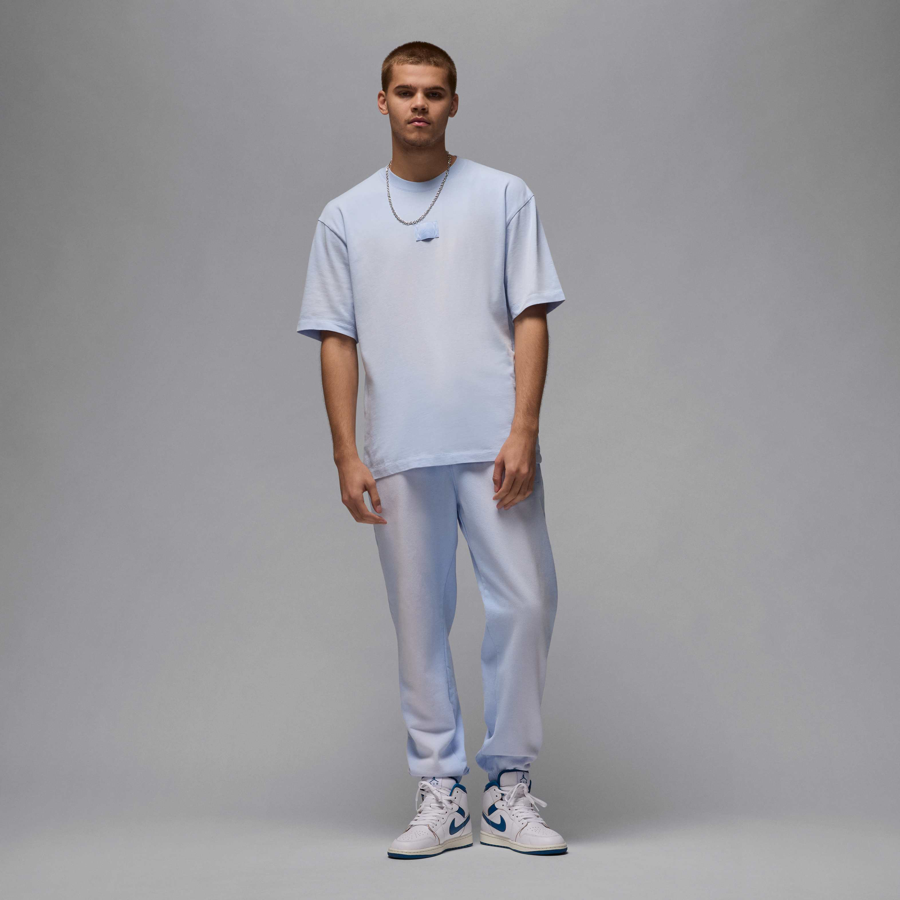 جوردن فلايت ايسنشالز 85 image number 4