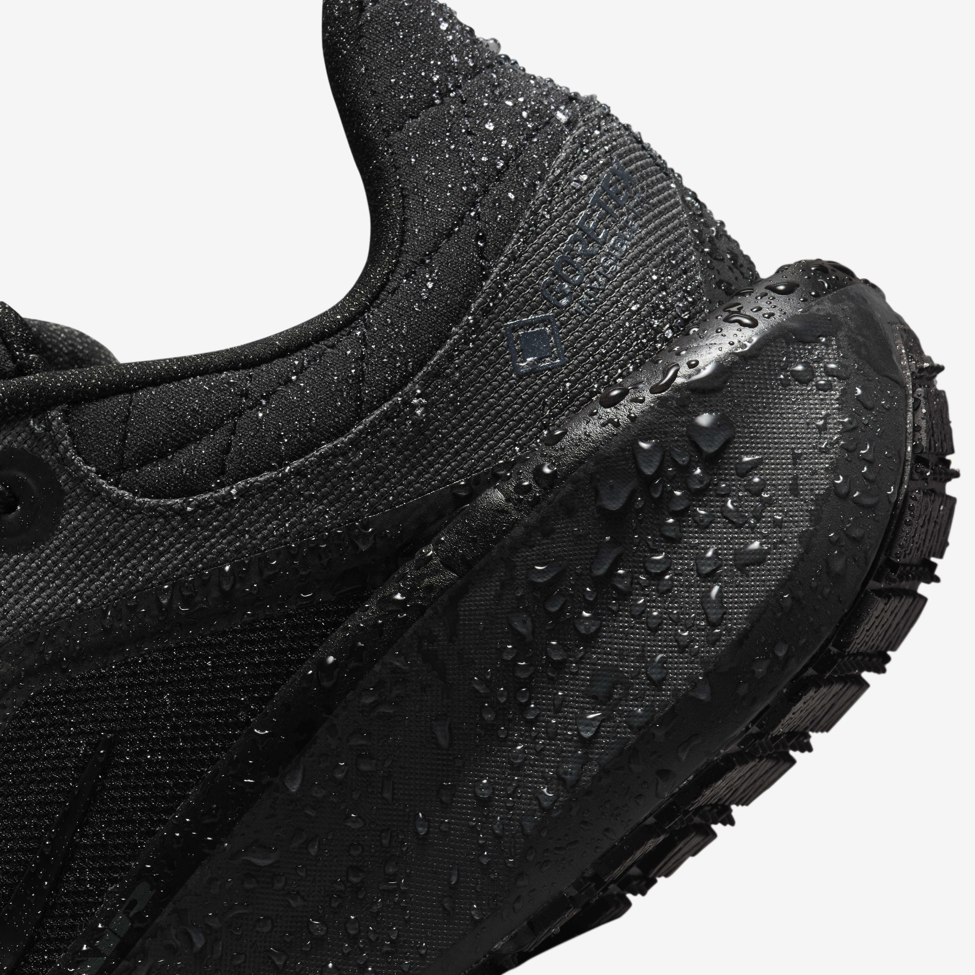 Nike epic react waterproof hotsell