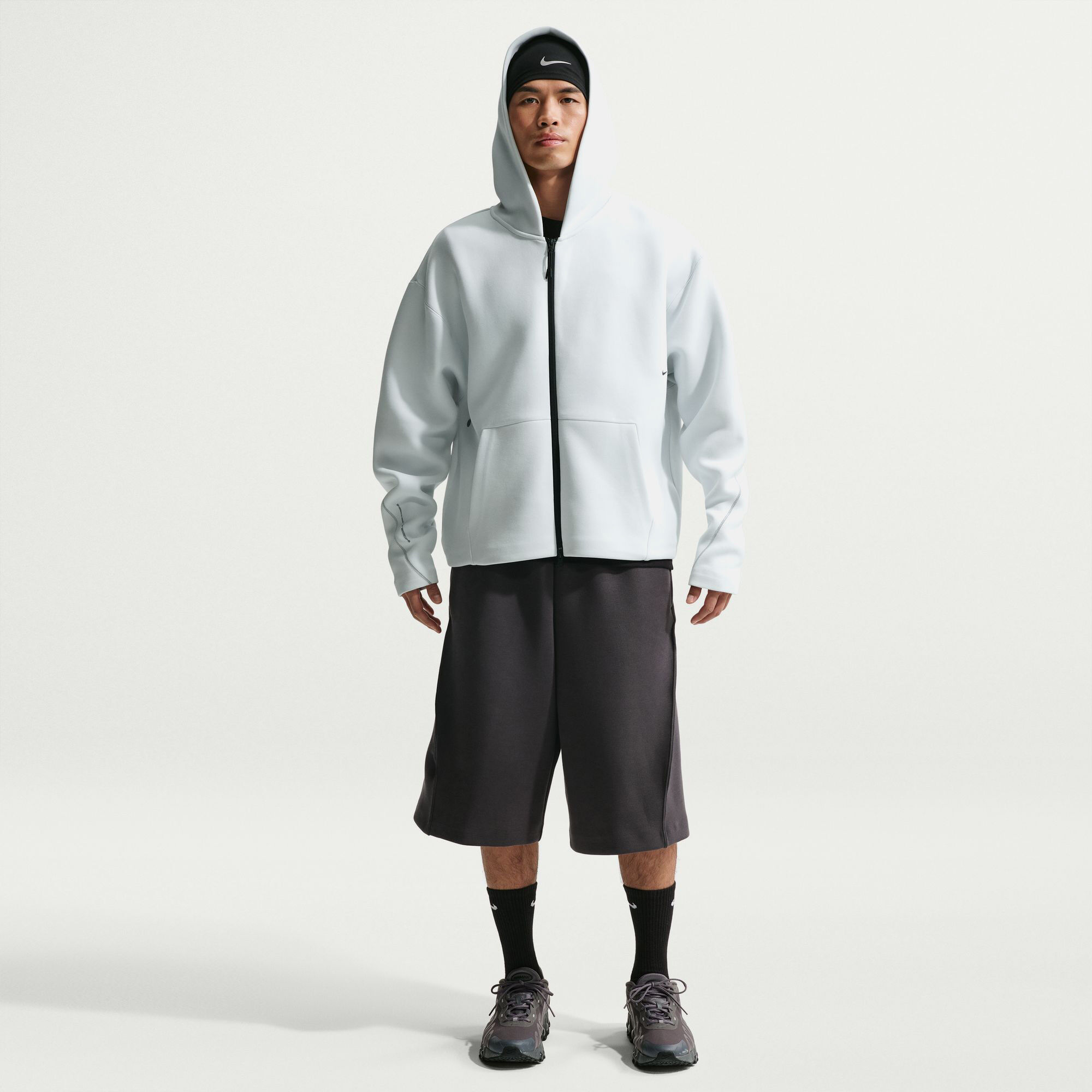 Nike Tech image number 0