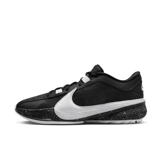 Giannis sales the freak