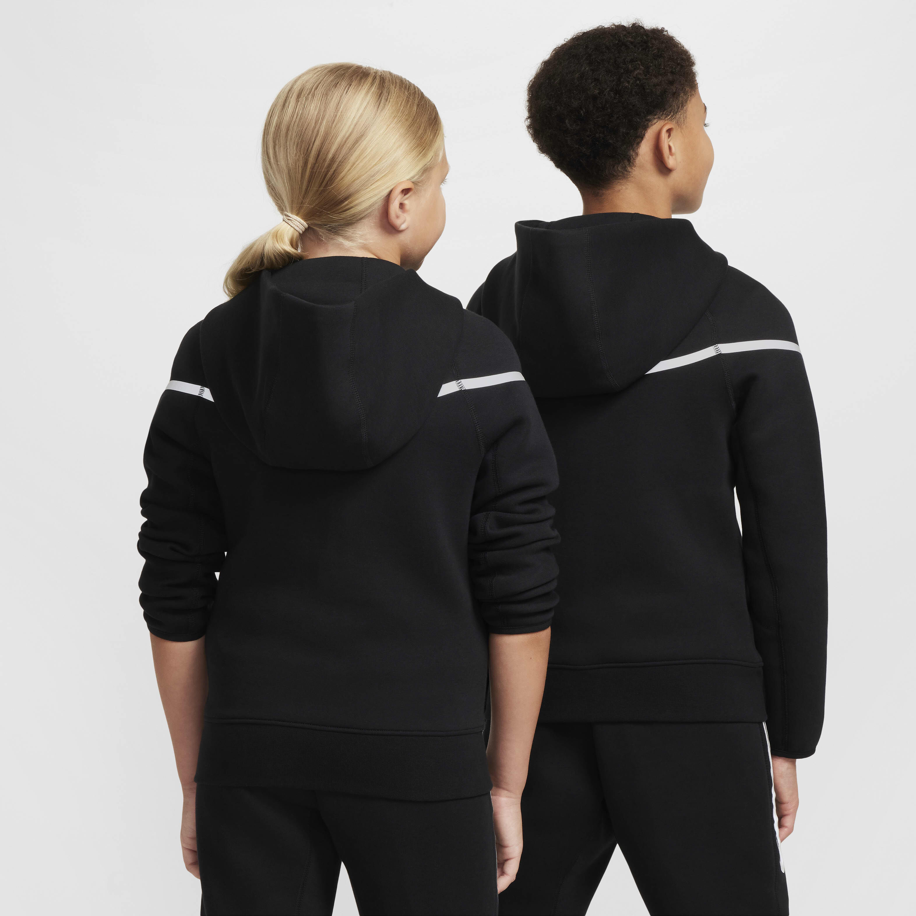 Nike Sportswear Tech Fleece image number 1