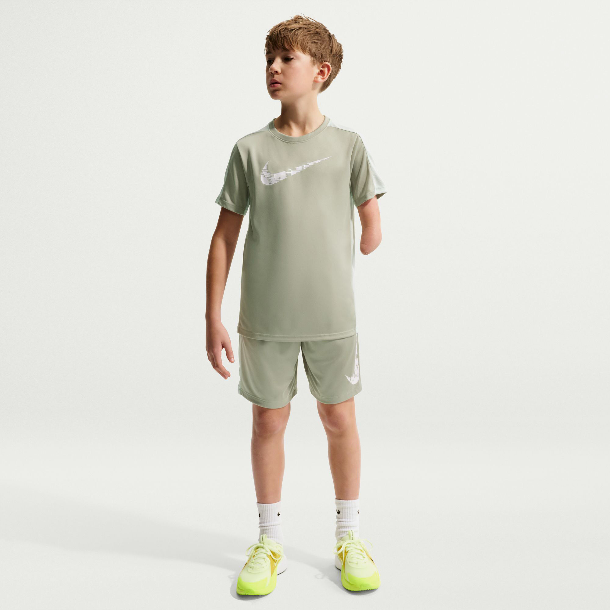 Nike Trophy23 image number 0