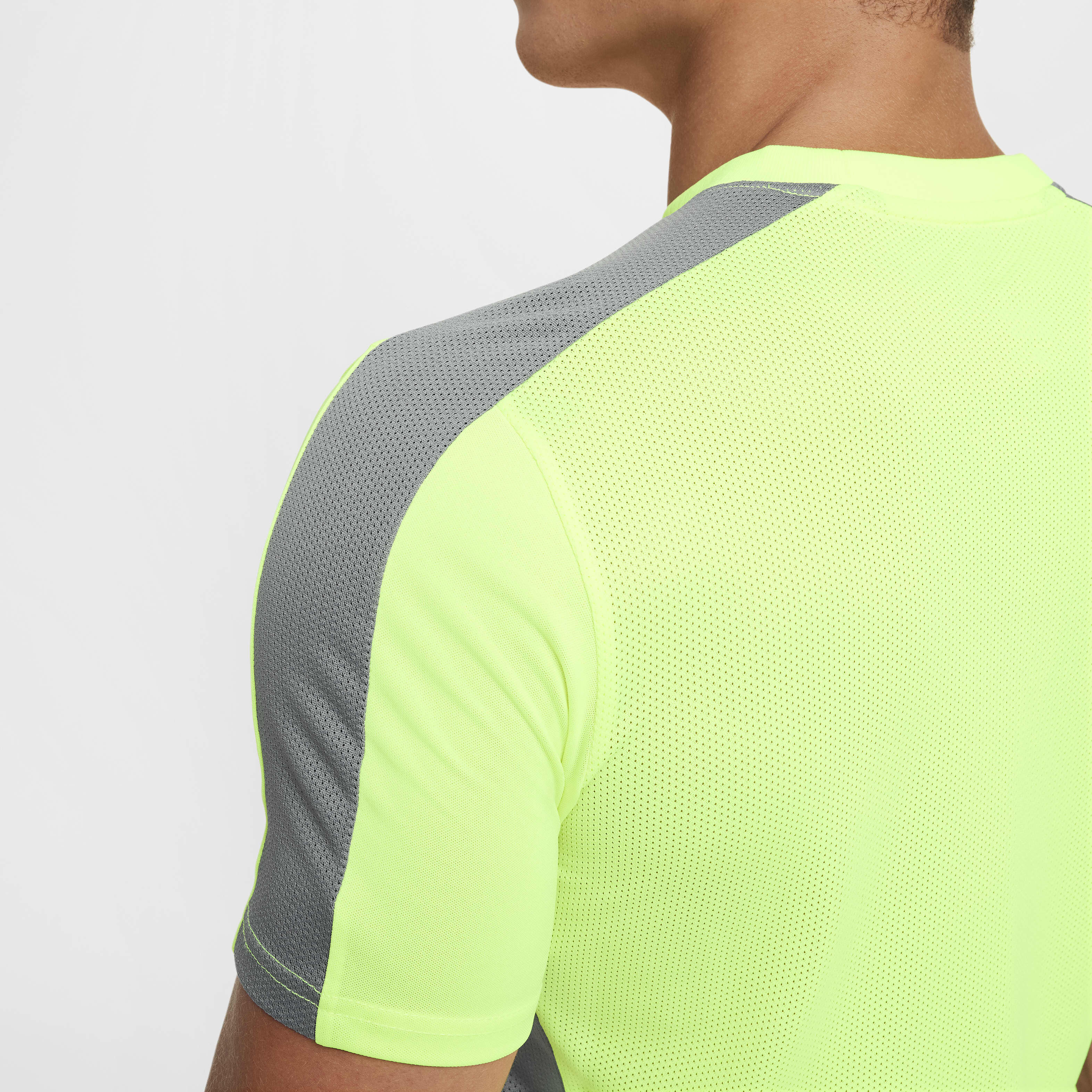 Nike Academy image number 3