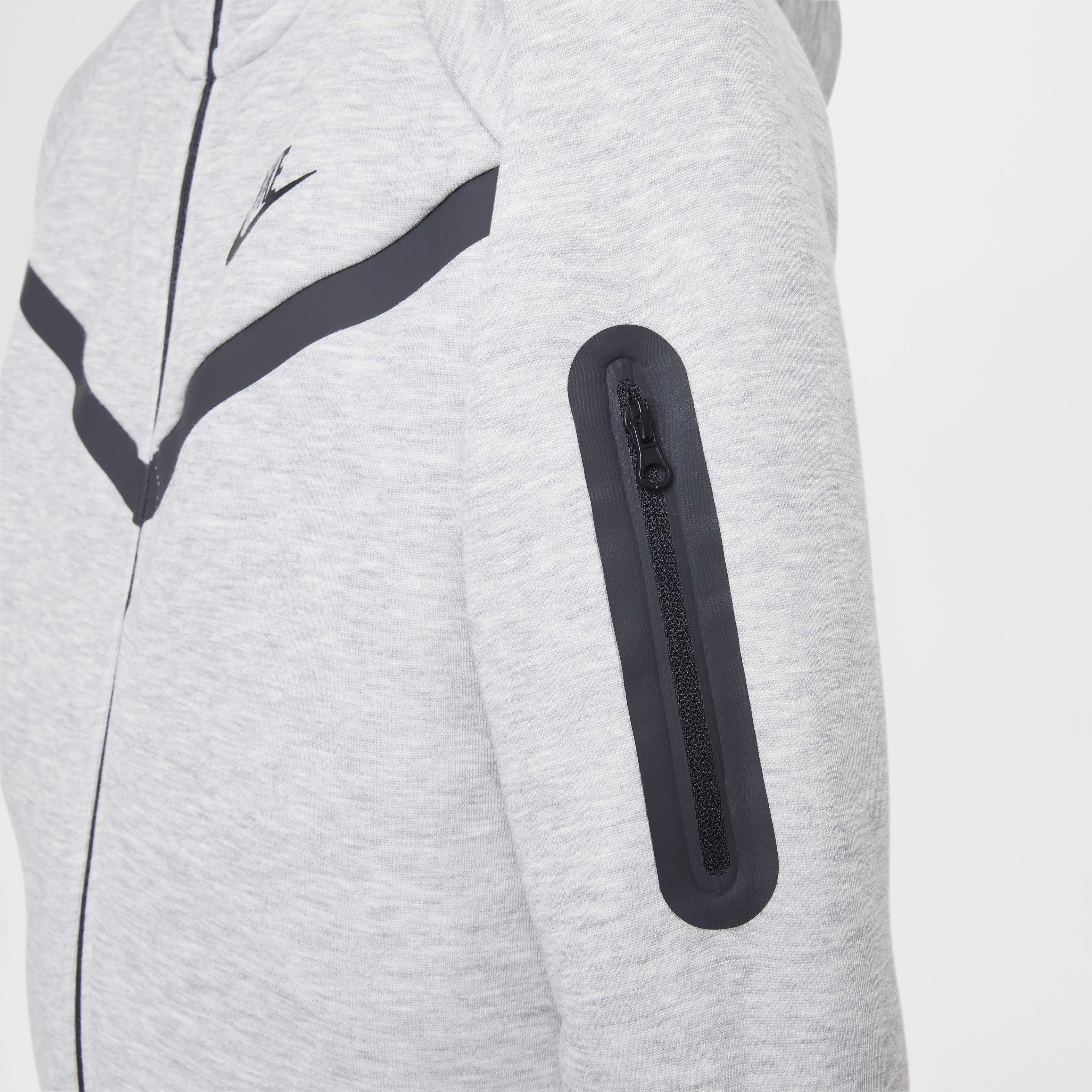 Nike Sportswear Tech Fleece image number 4