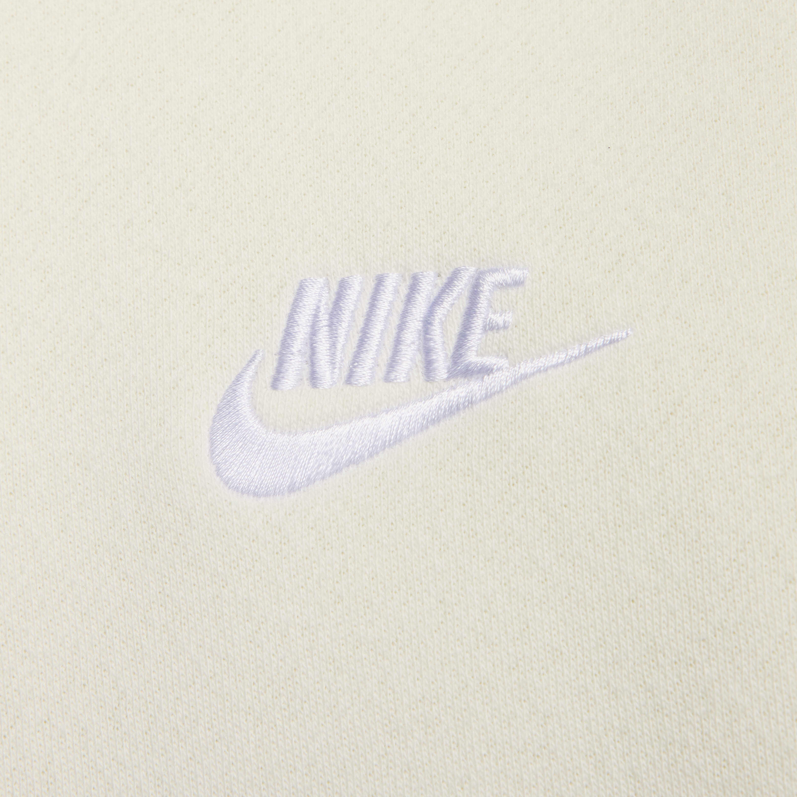Nike club crew sweatshirt light bone clearance
