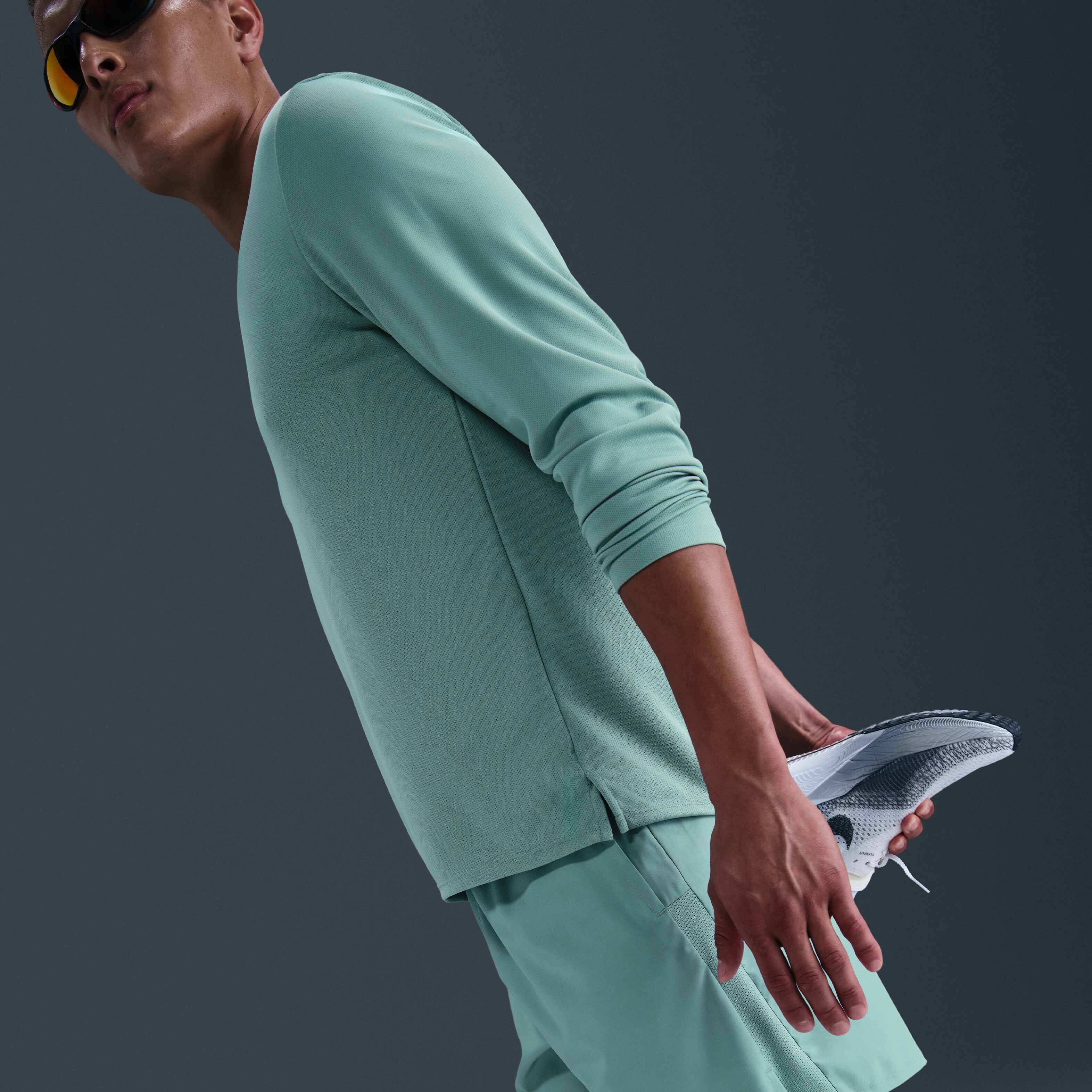 نايكي تشالنجر image number 4