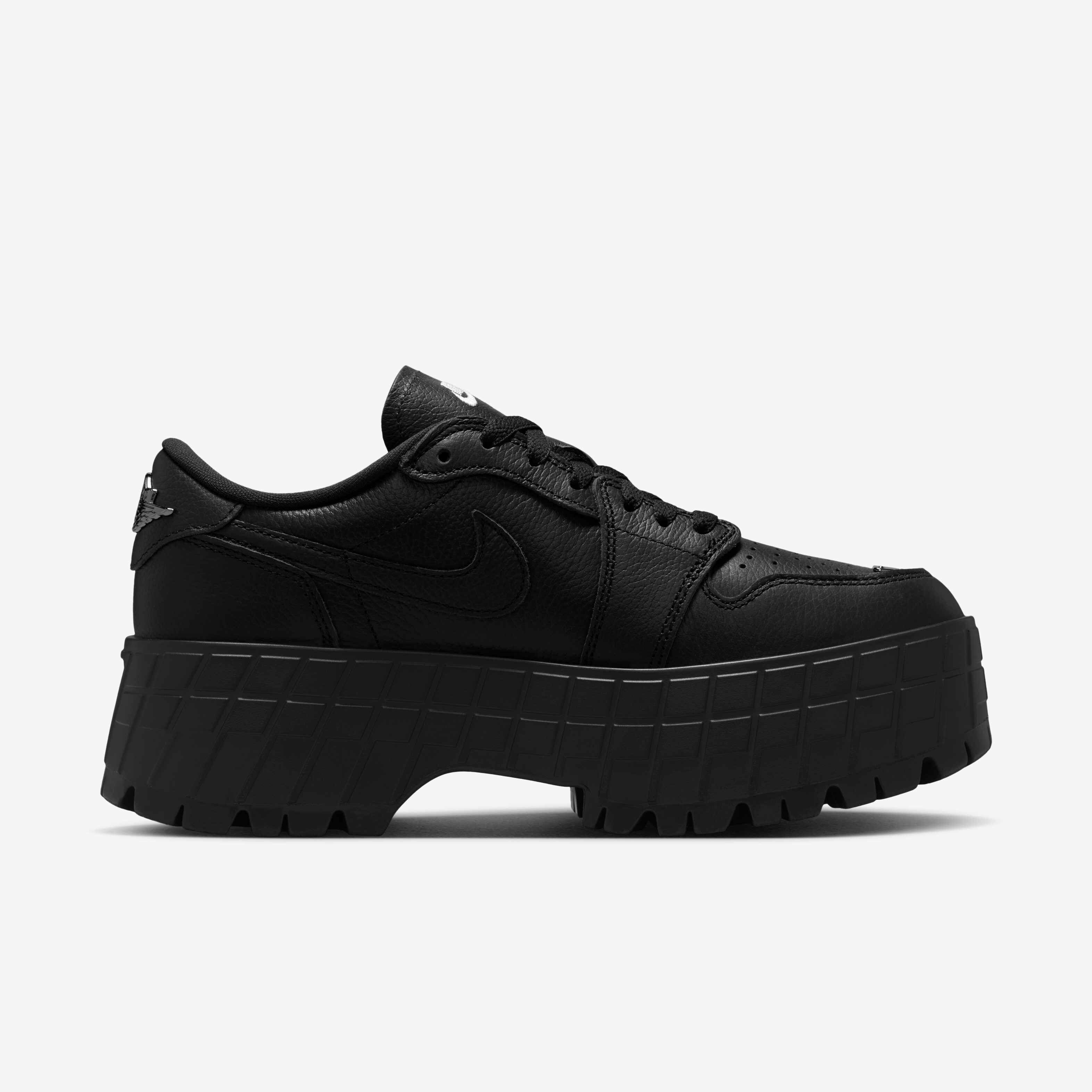 靴 Nike Air Jordan 1 Brooklyn Low Black Air Jordan 1 Brooklyn Low 