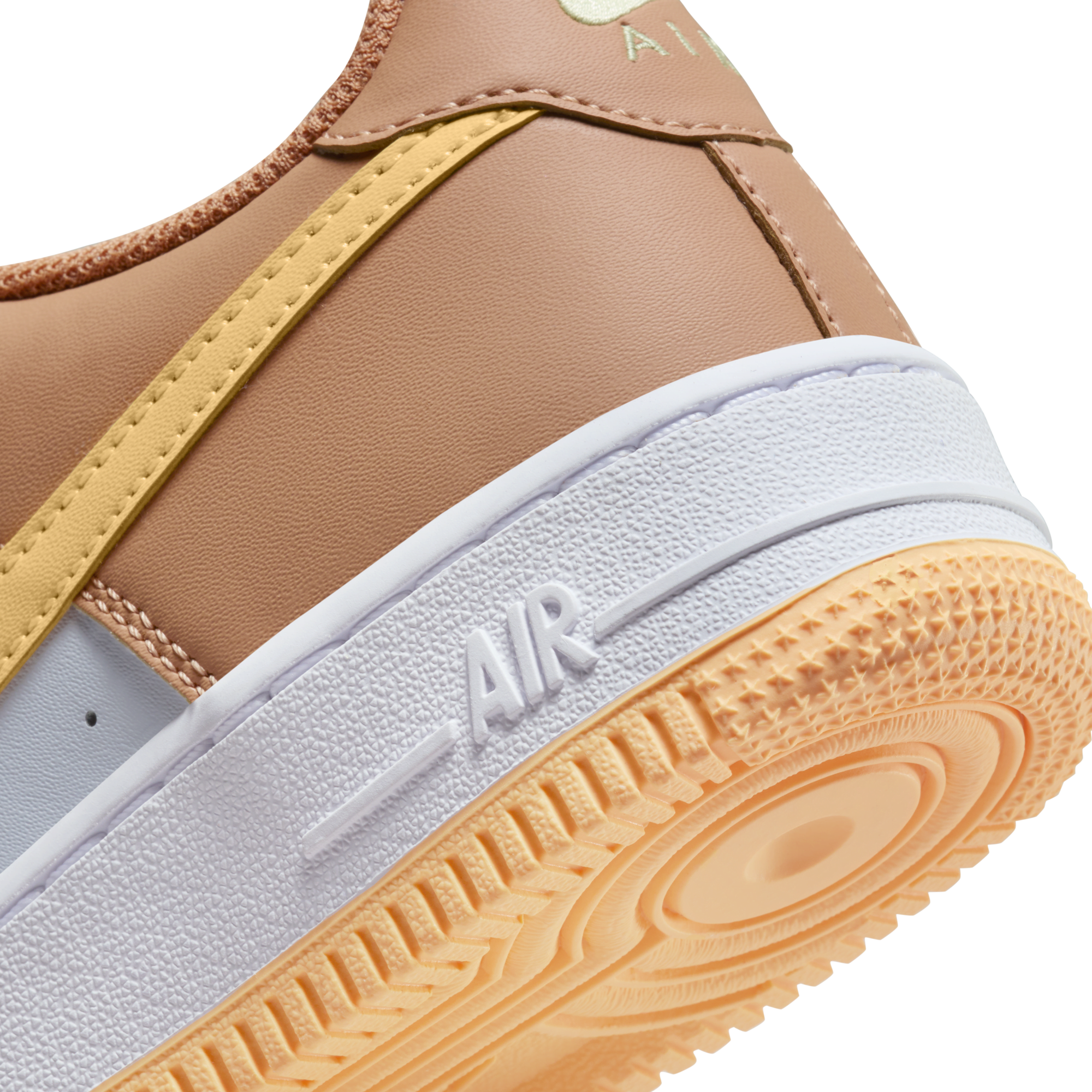 Nike air force 1 7 premium orange sale