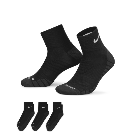 Shop Everyday Max Cushioned Training Ankle Socks (3 Pairs) | Nike KSA