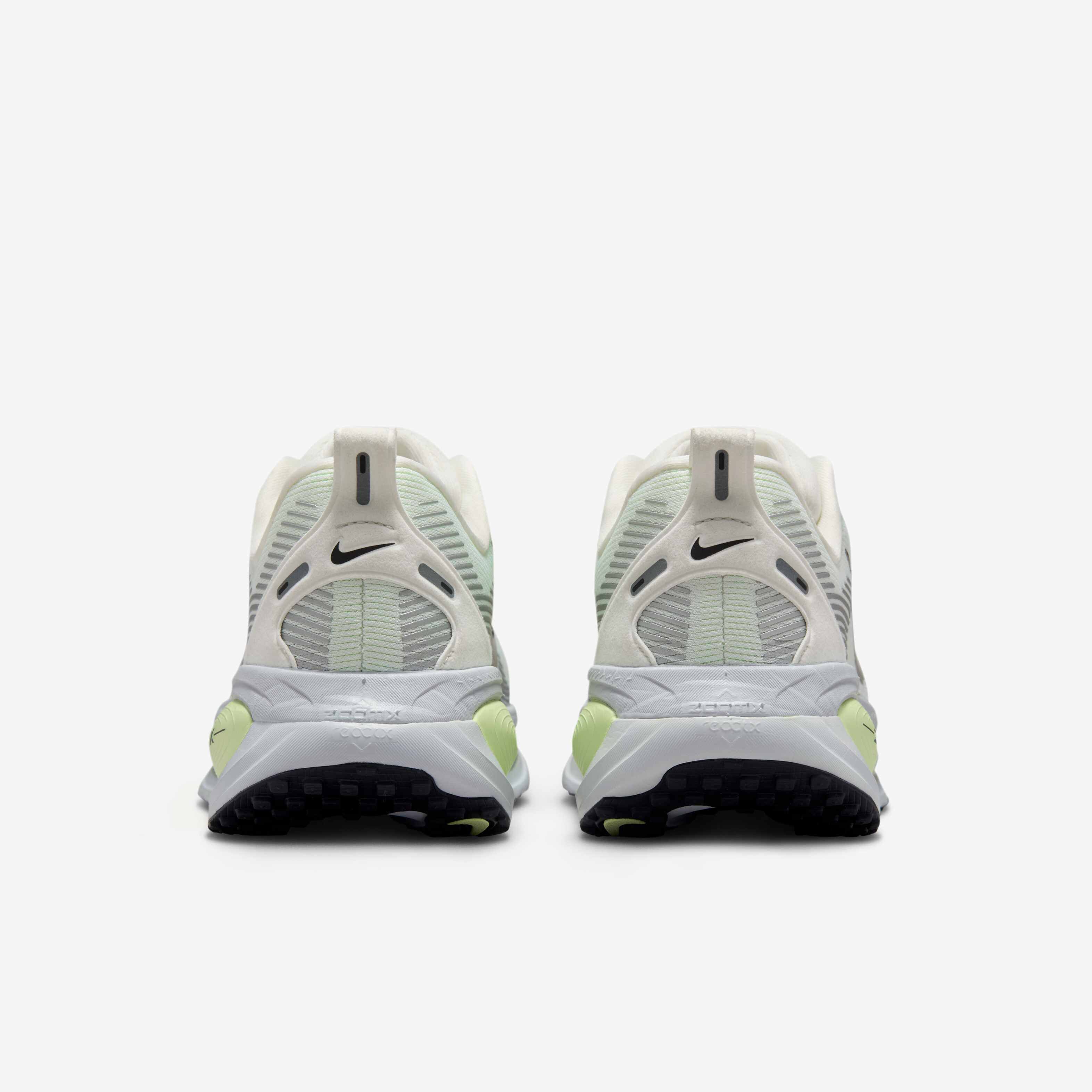 نايكي فوميرو 18 image number 5