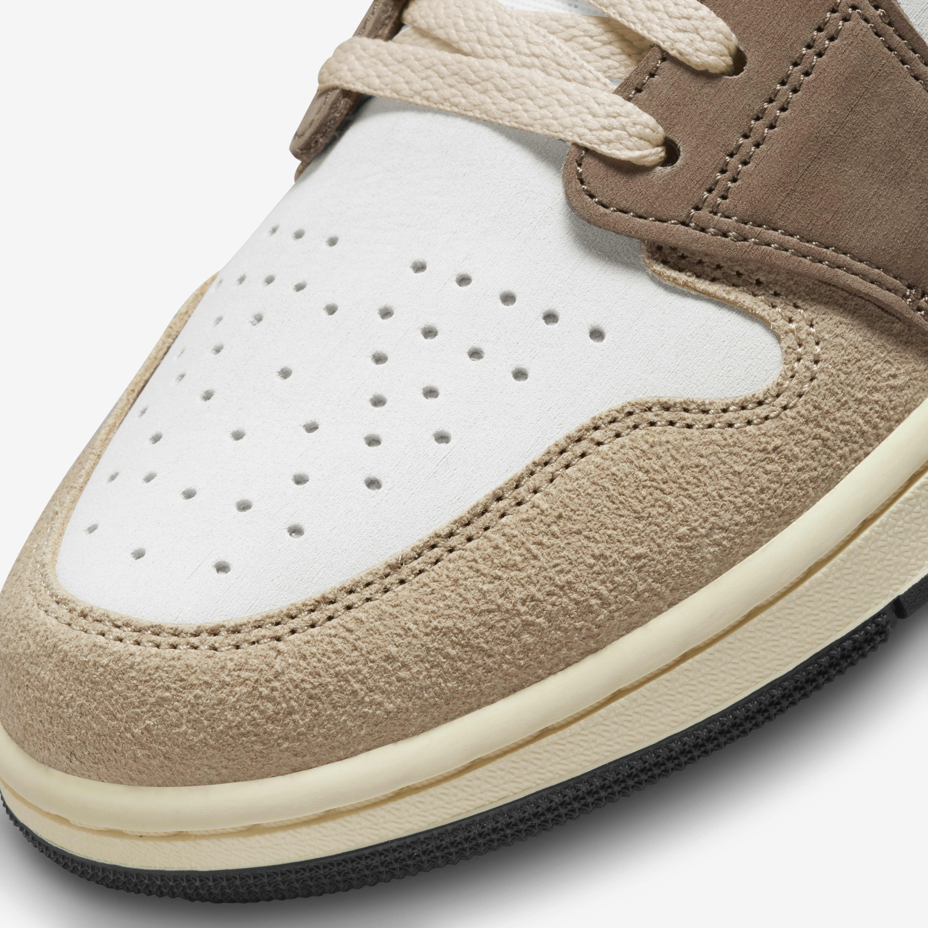 Air Jordan 1 Zoom CMFT 2 image number 6