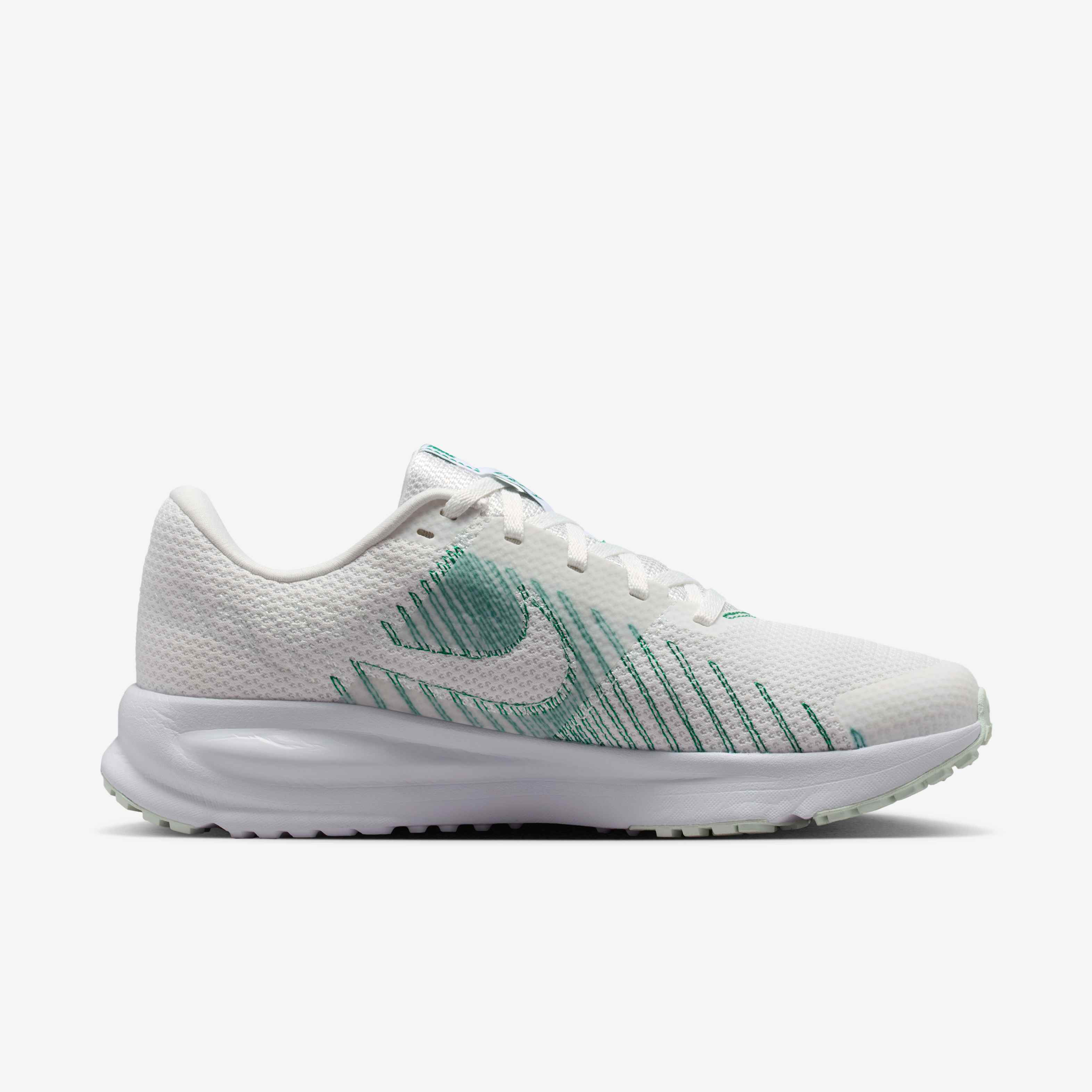 Nike Run Defy image number 2