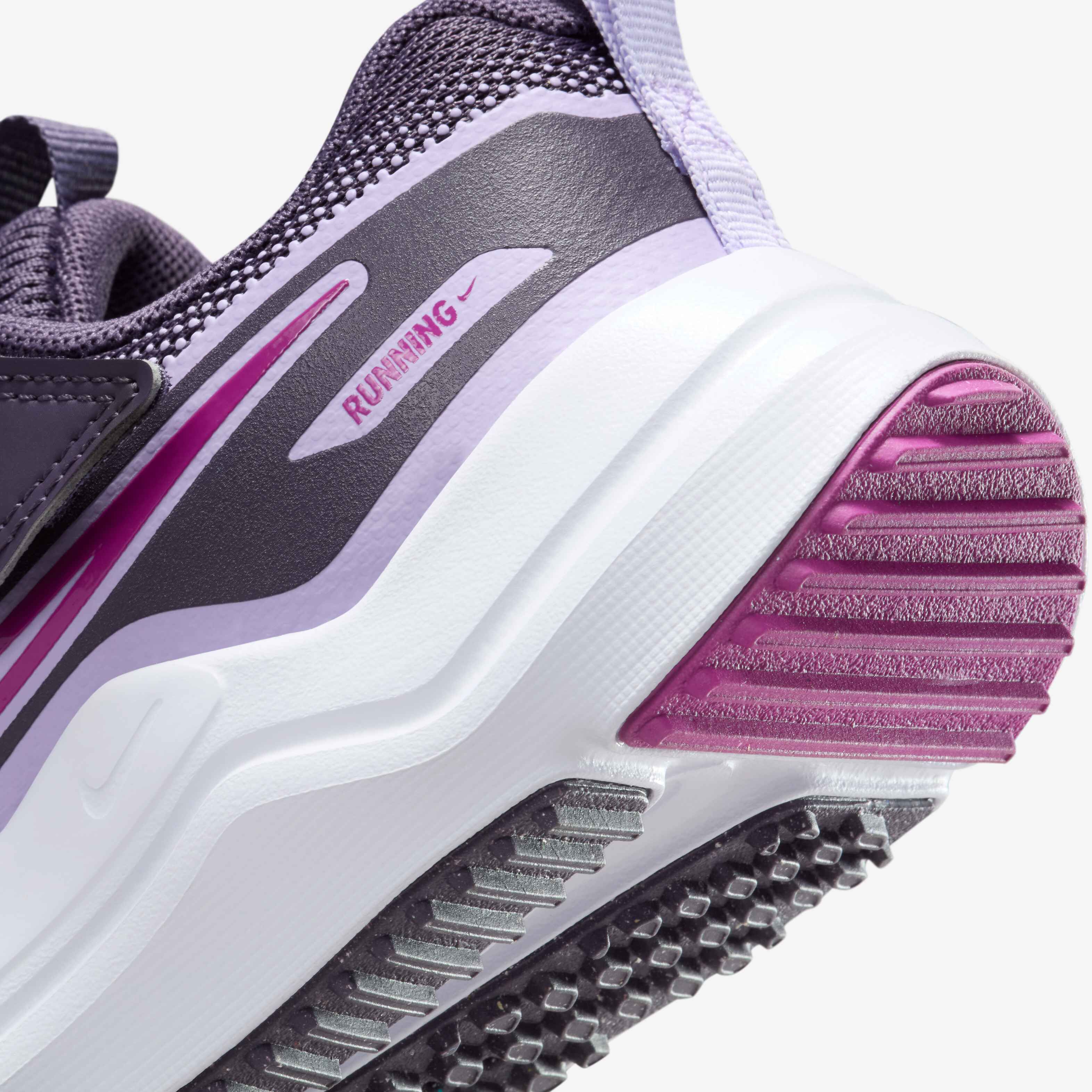 Nike Cosmic Runner image number 7
