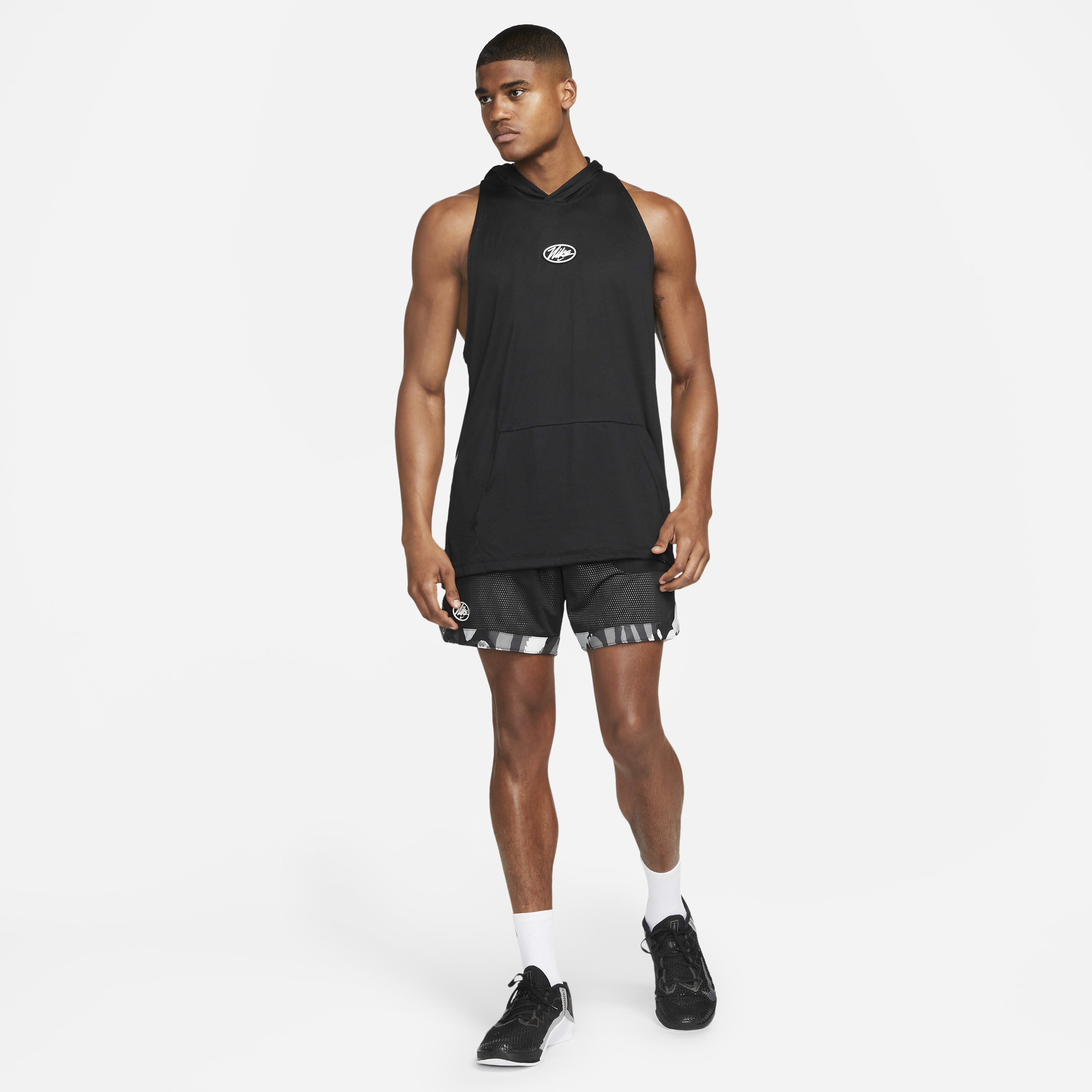 Nike Dri-FIT Sport Clash image number 4