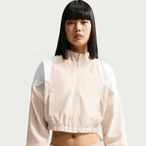 نايكي سبورتسوير