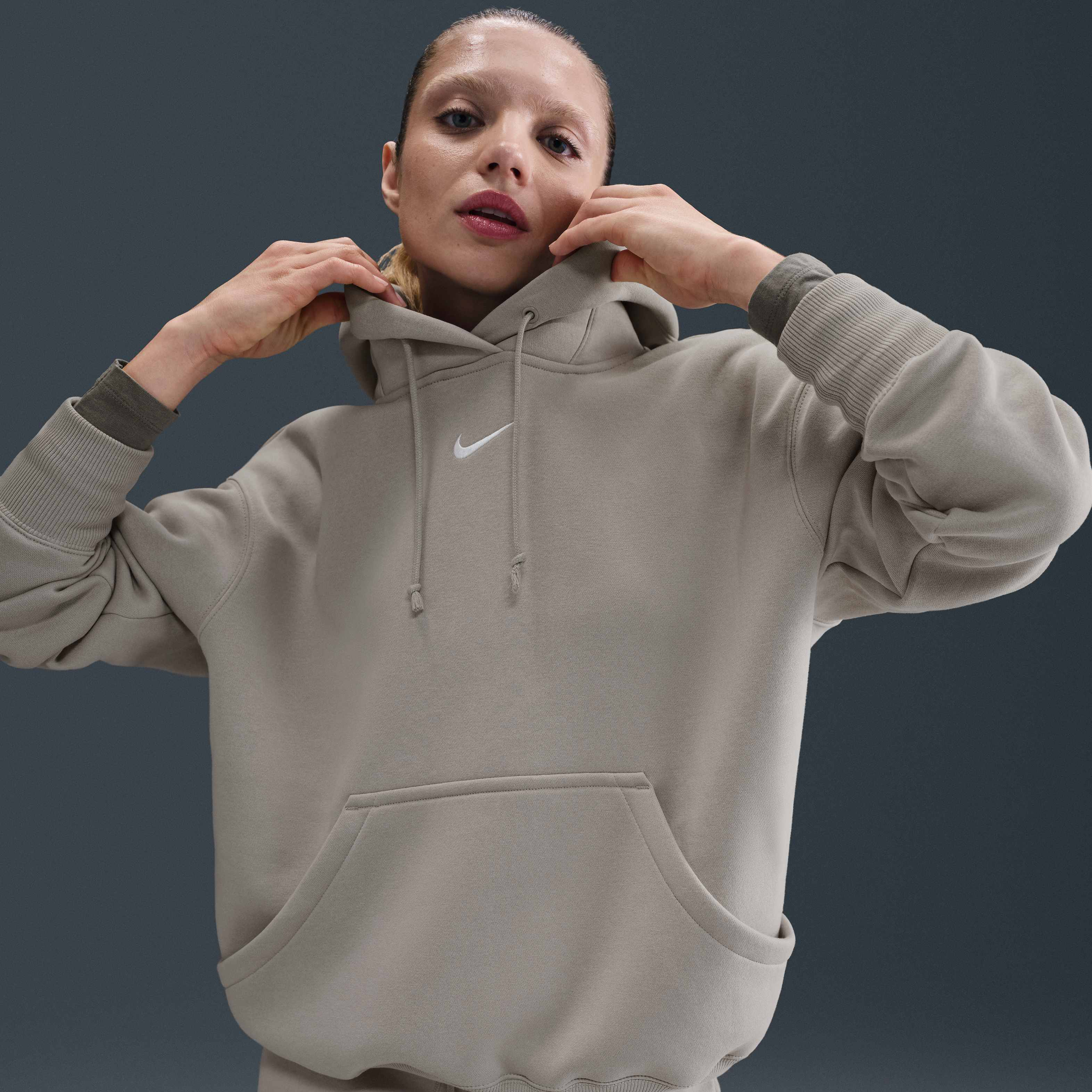 Nike Sportswear Phoenix Fleece image number 2