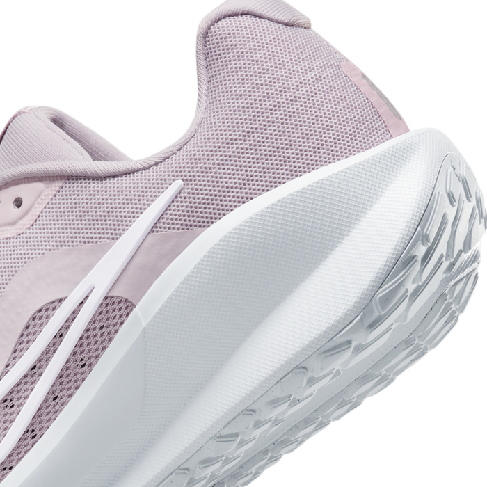 Nike sales downshifter 37