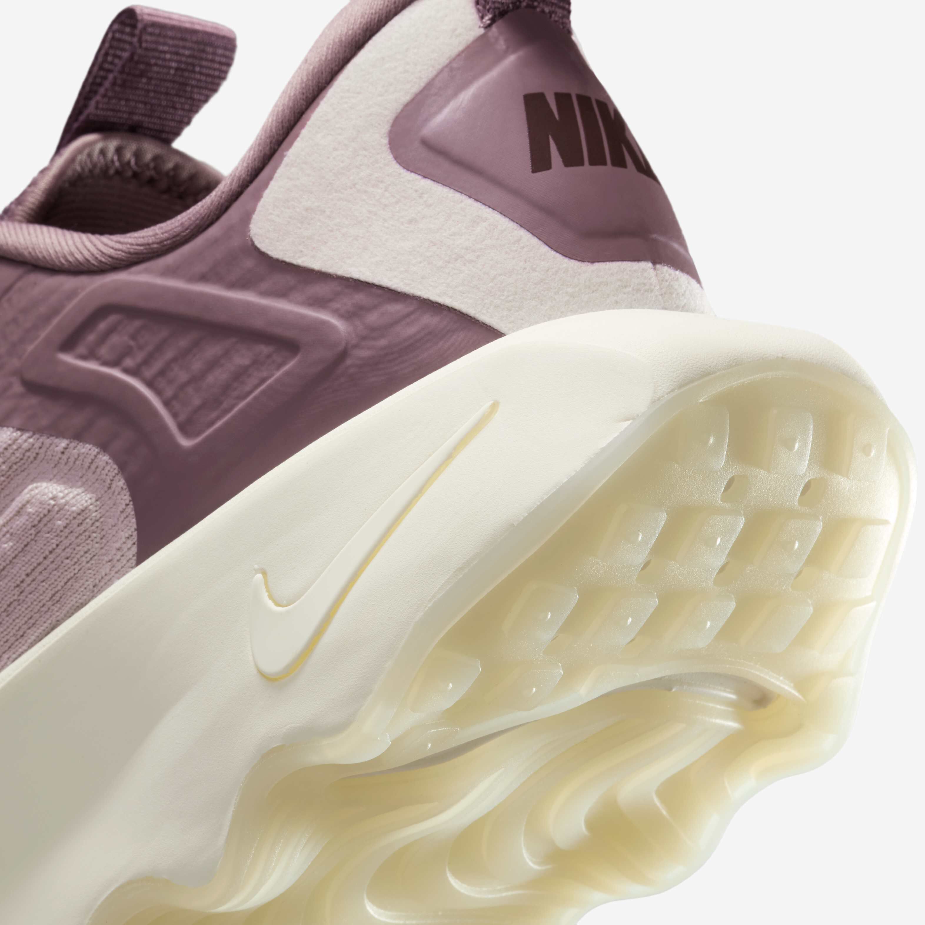 ◆Nike◆ Motiva SP Women's Walking Shoe IF2738-200 Buy Nike Motiva SP Women's Walking Shoes - Taupe Grey