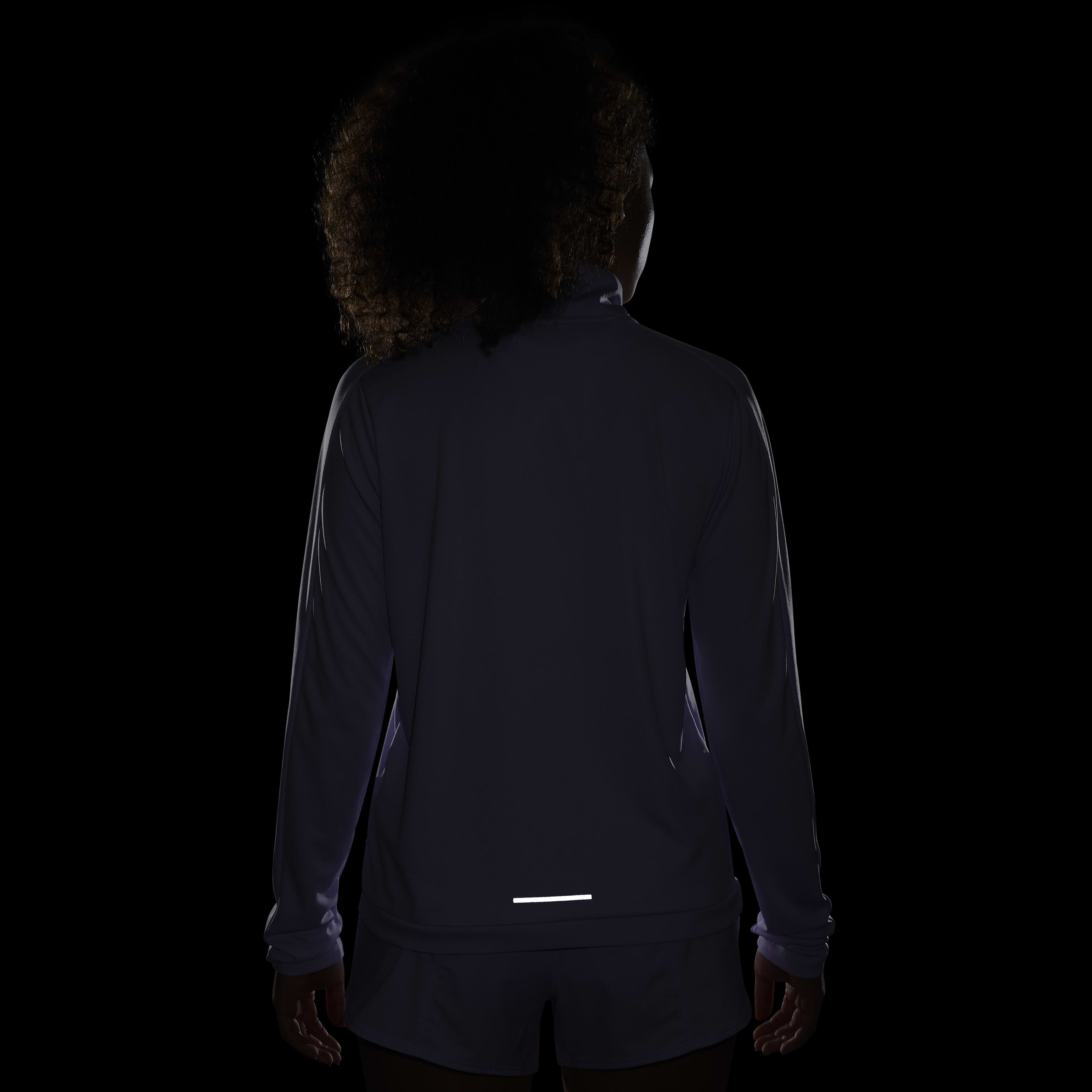 نايكي سووش image number 5