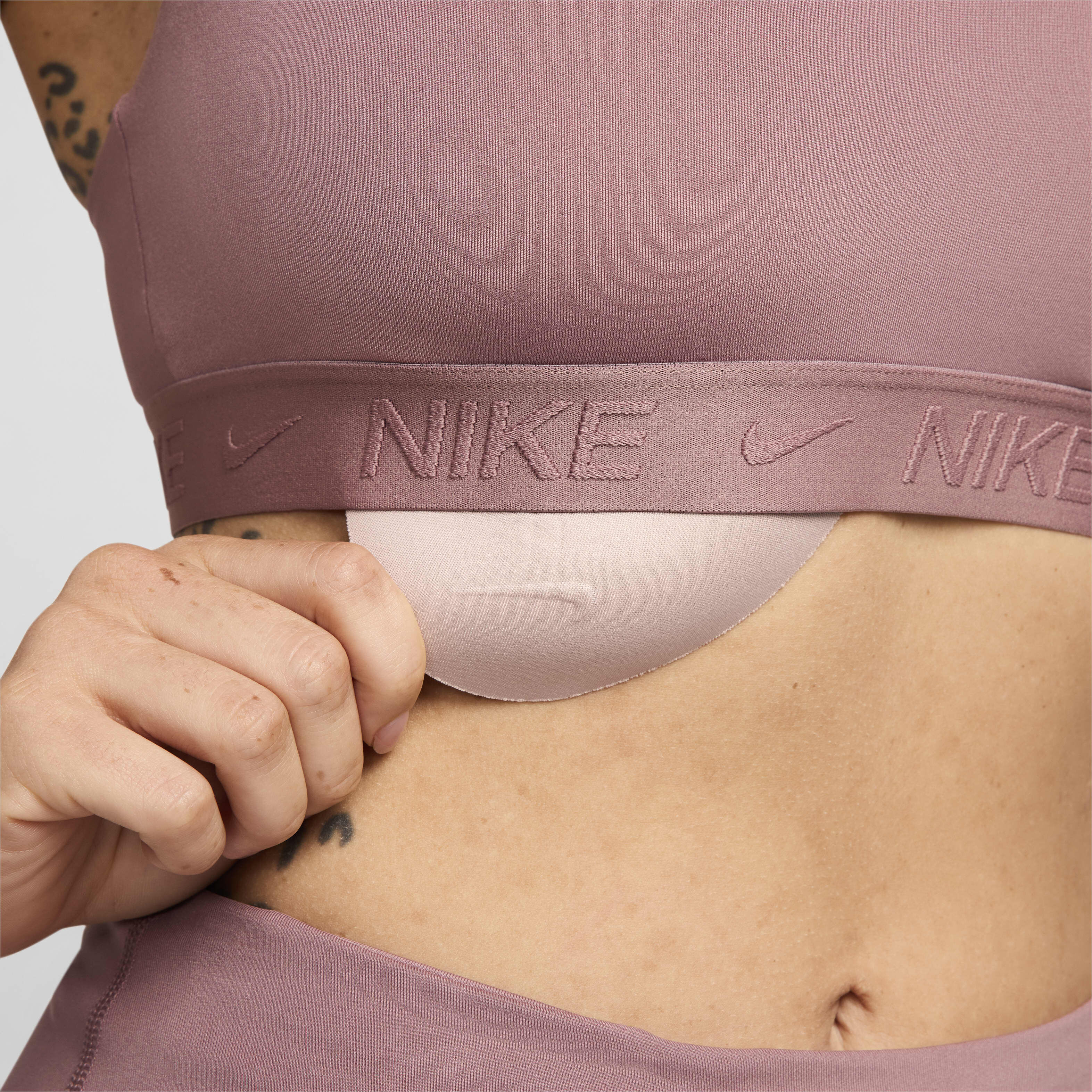 Nike Indy Light-Support image number 5