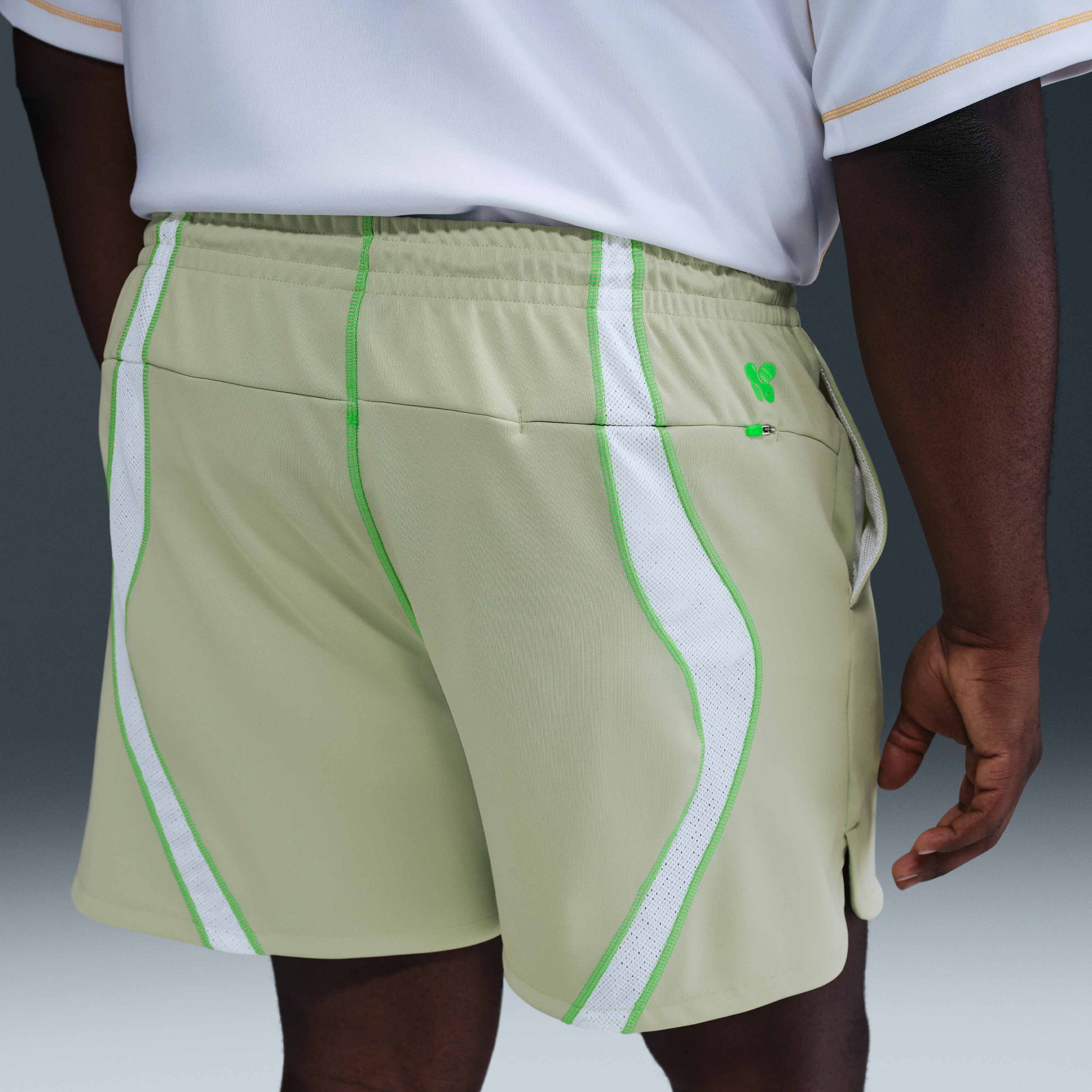 ☆NIKE☆Nike \"Huarache Frog\" Woven Shorts Nike Air Huarache Frog Woven Shorts Zipper Pockets Trail