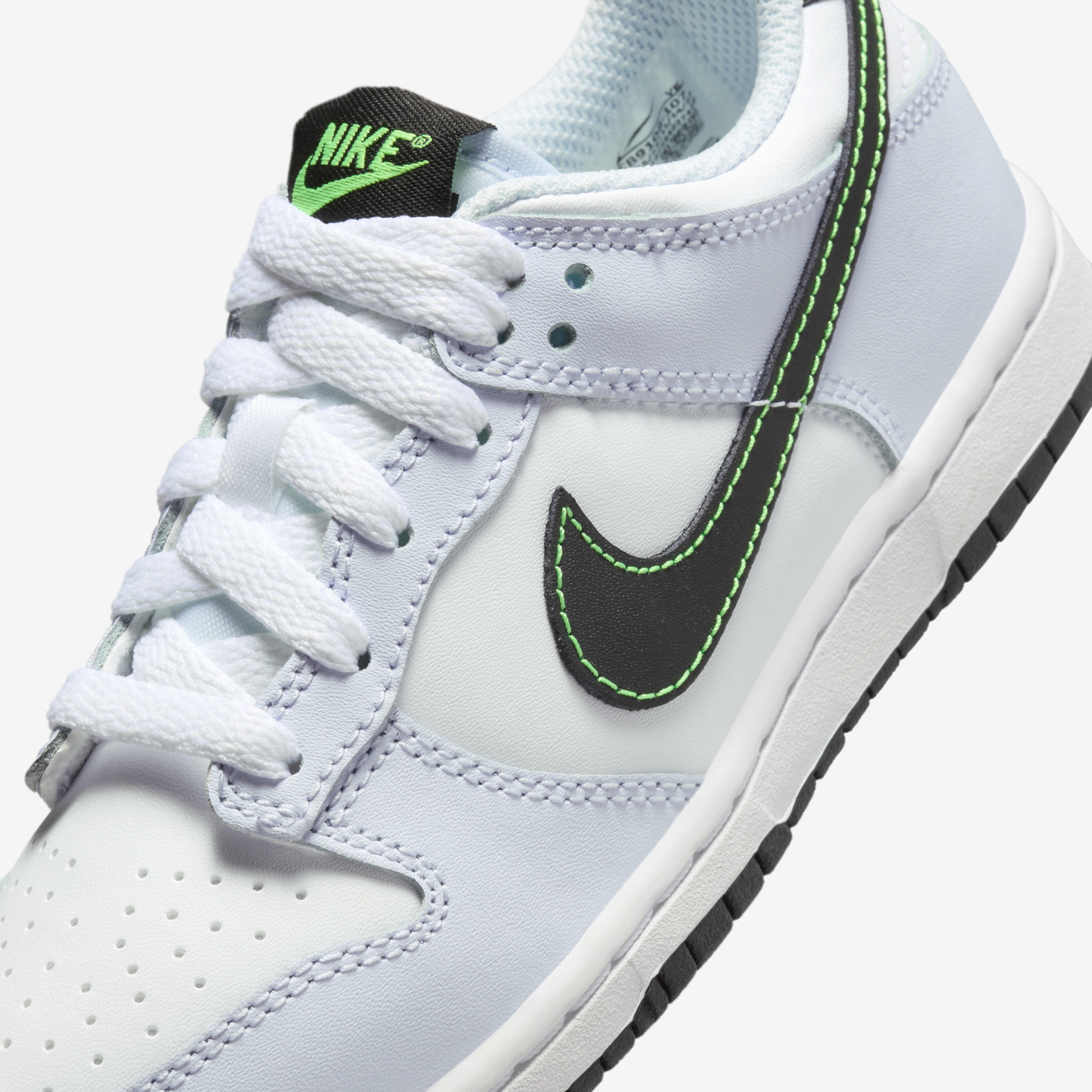 Nike Dunk Low image number 6