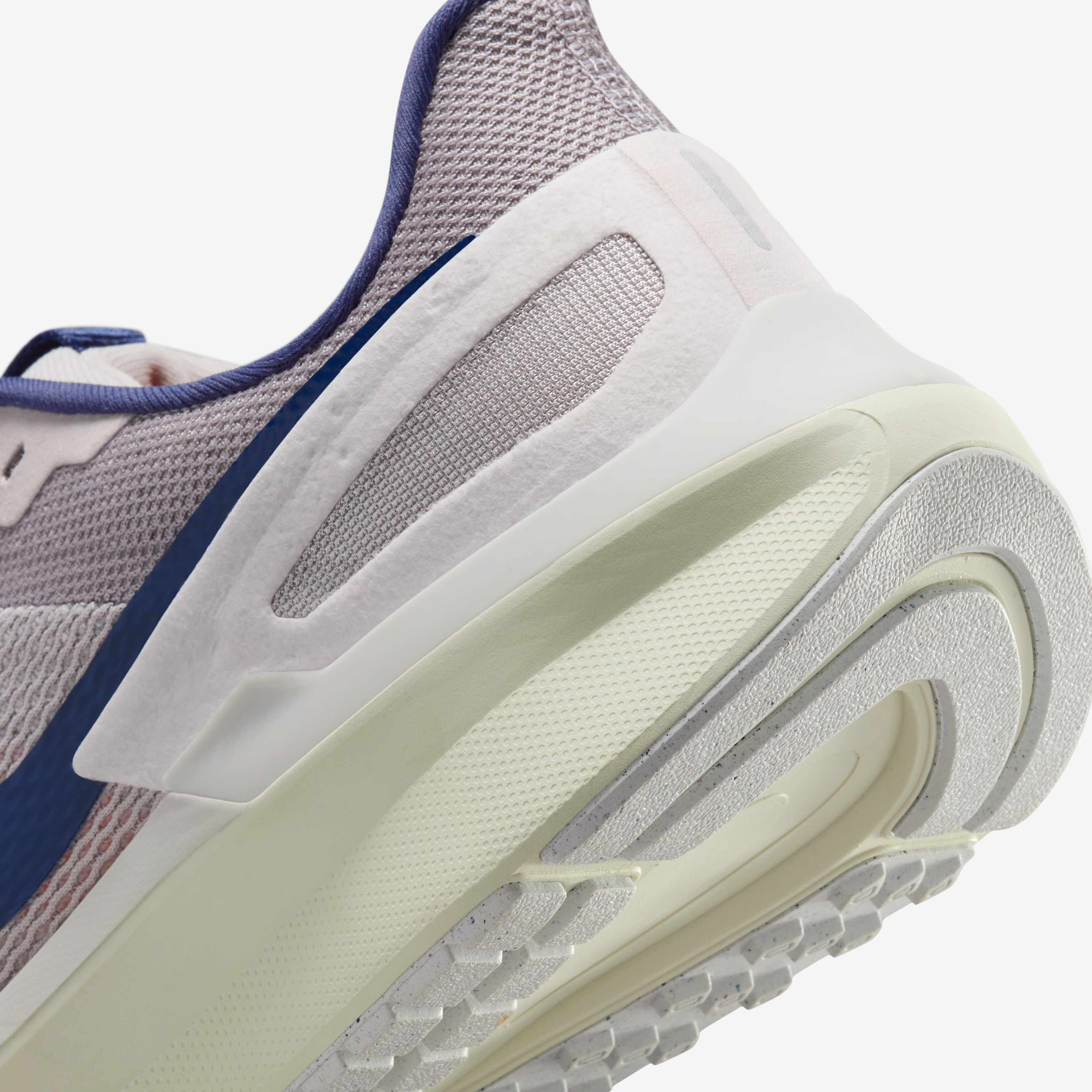 نايكي ستركتشر 25 image number 8