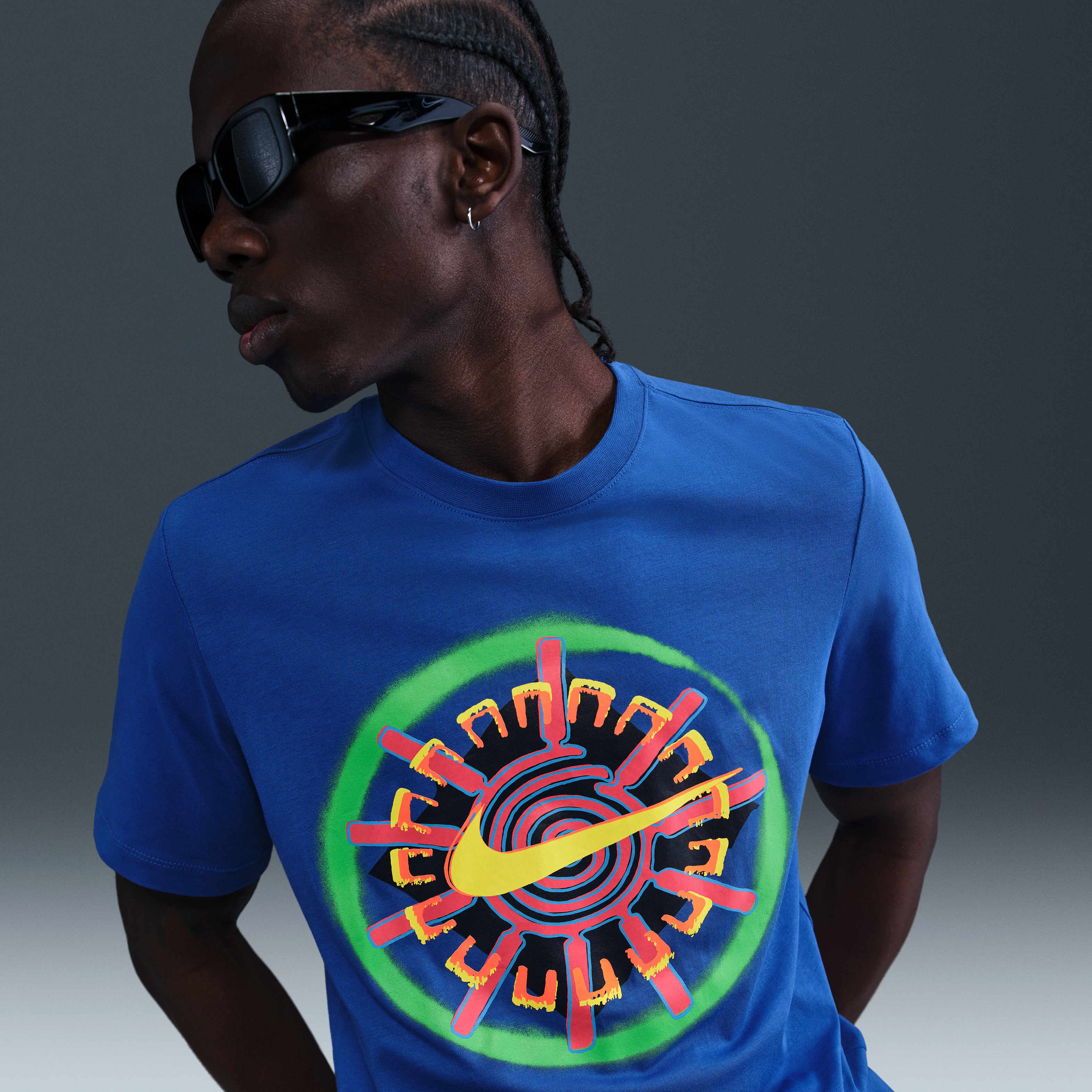 نايكي سبورتسوير image number 0