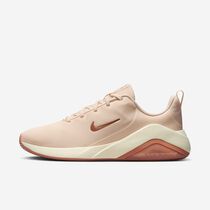 Nike Bella 7