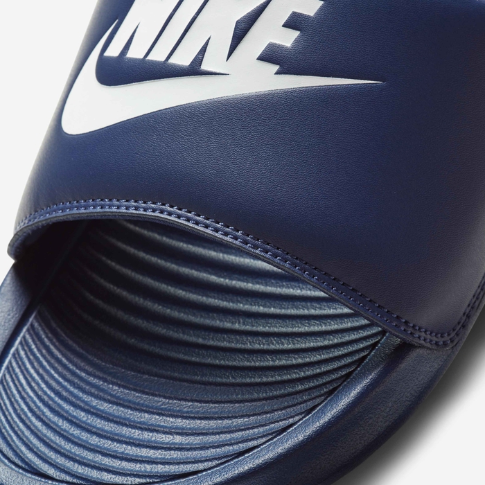 Nike Victori One image number 5 Nike Victori One image number 5