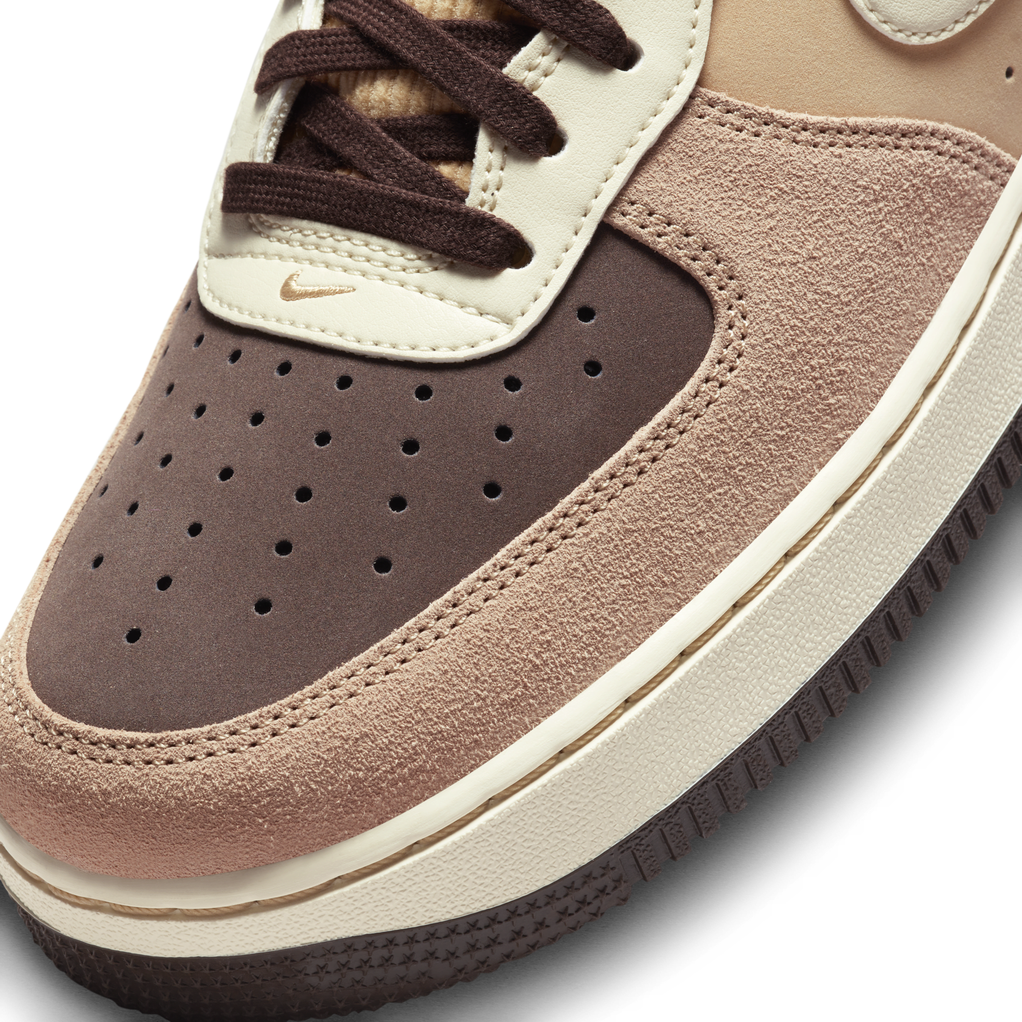 Nike air force sale 1 07 lv8 brown