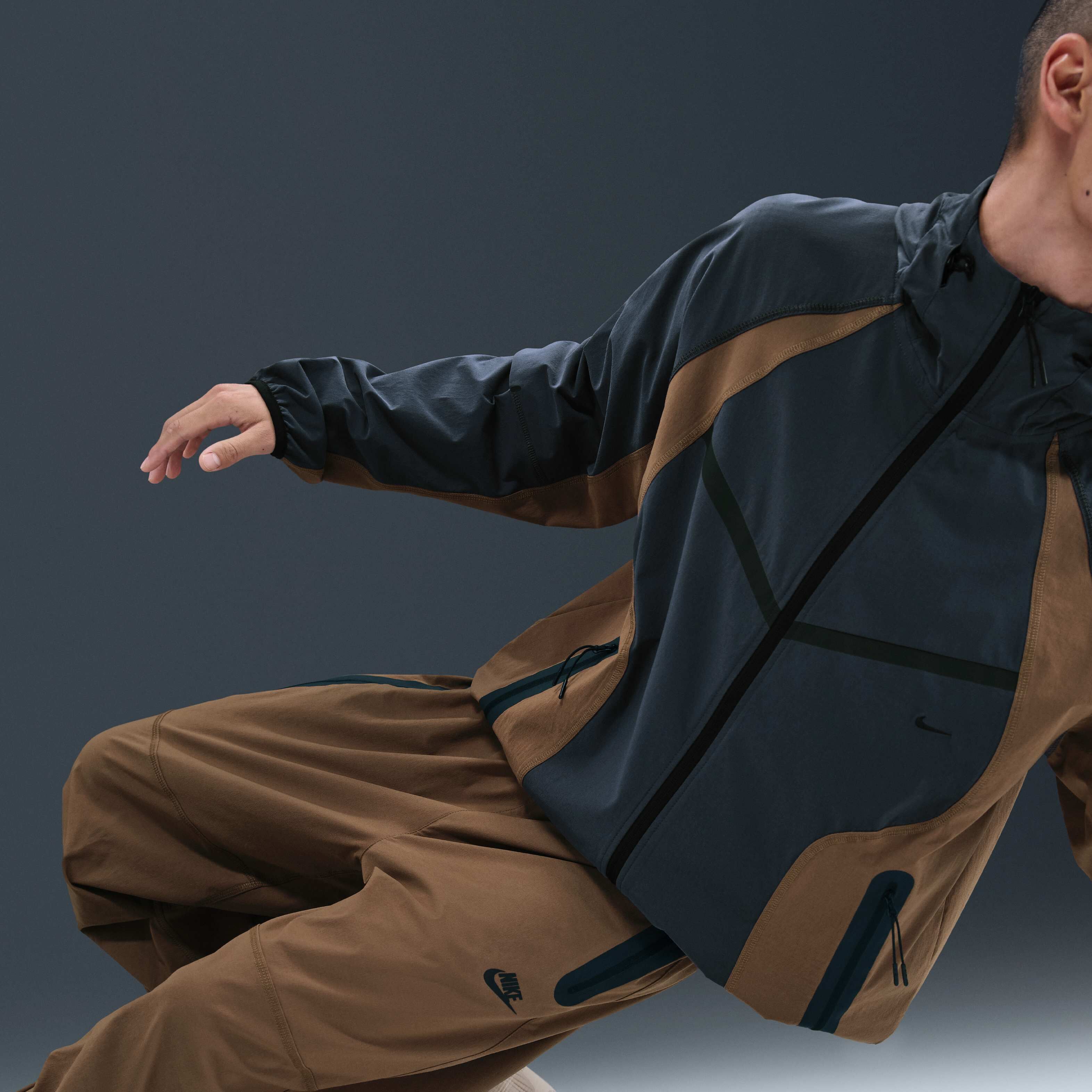 Nike Tech image number 4